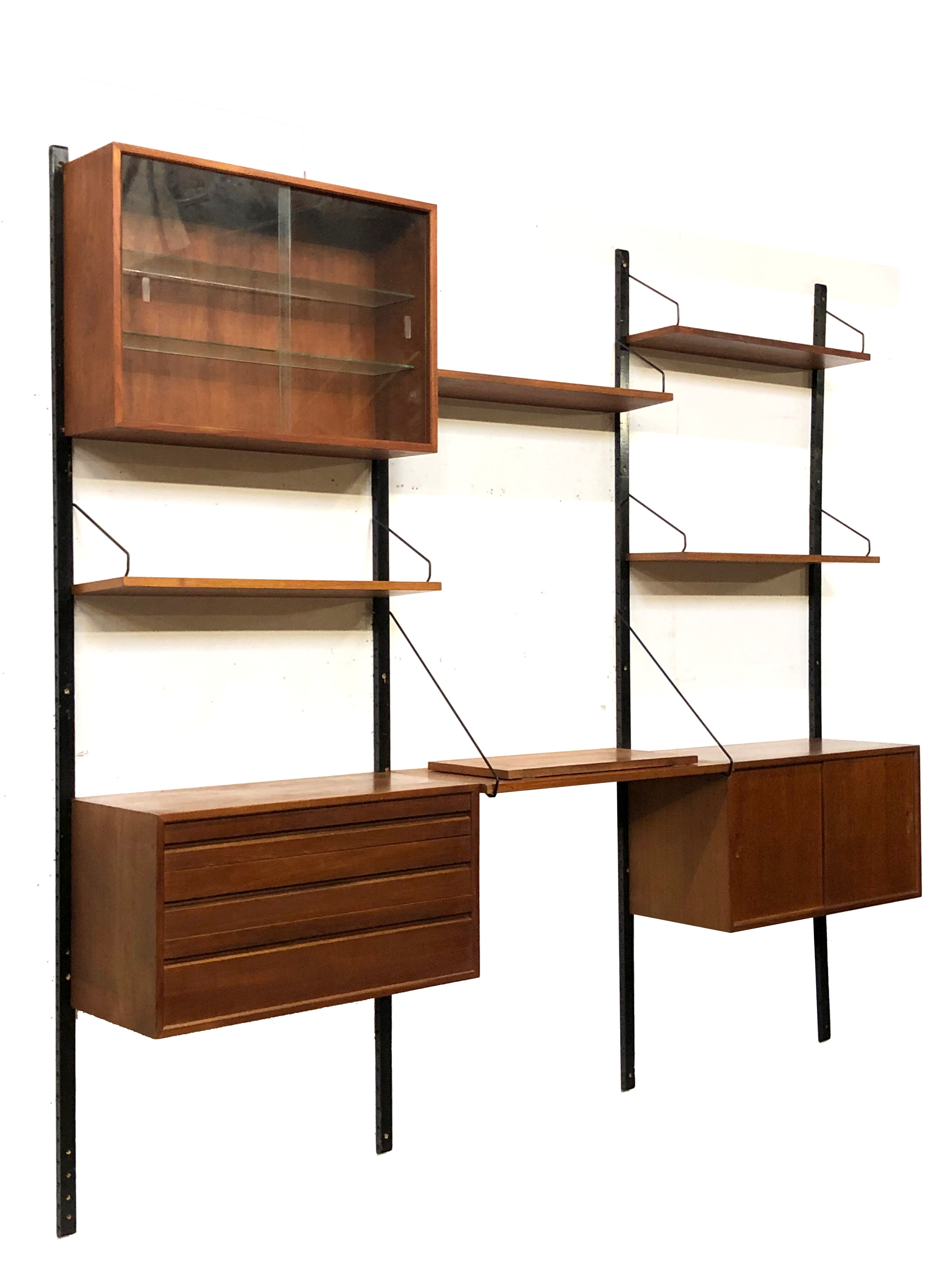 Wall shelf Poul Cadovius Royal System