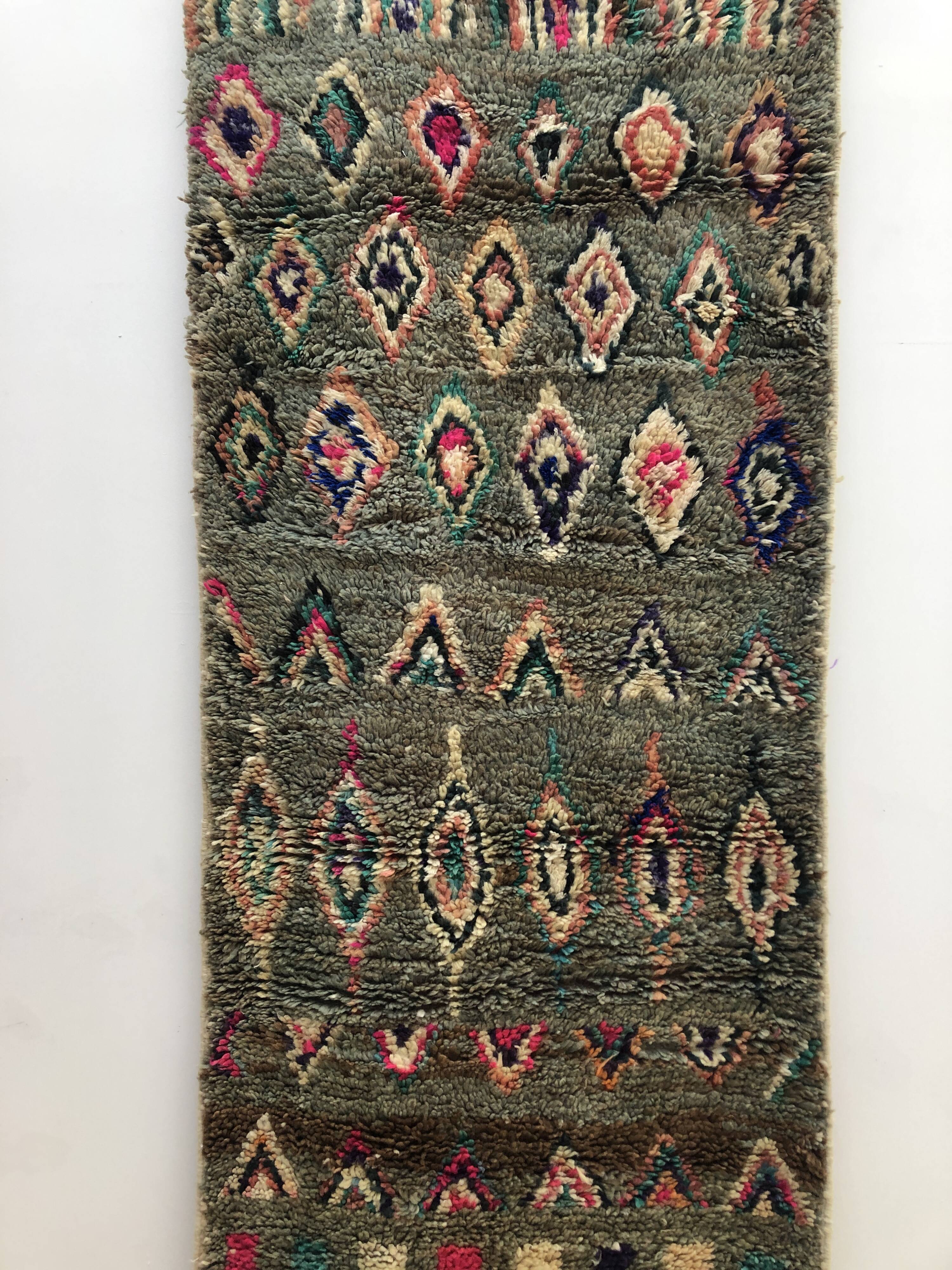 Moroccan Berber carpet Boujaad corridor 2,72x0.78m