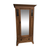 Early 20th century cloakroom