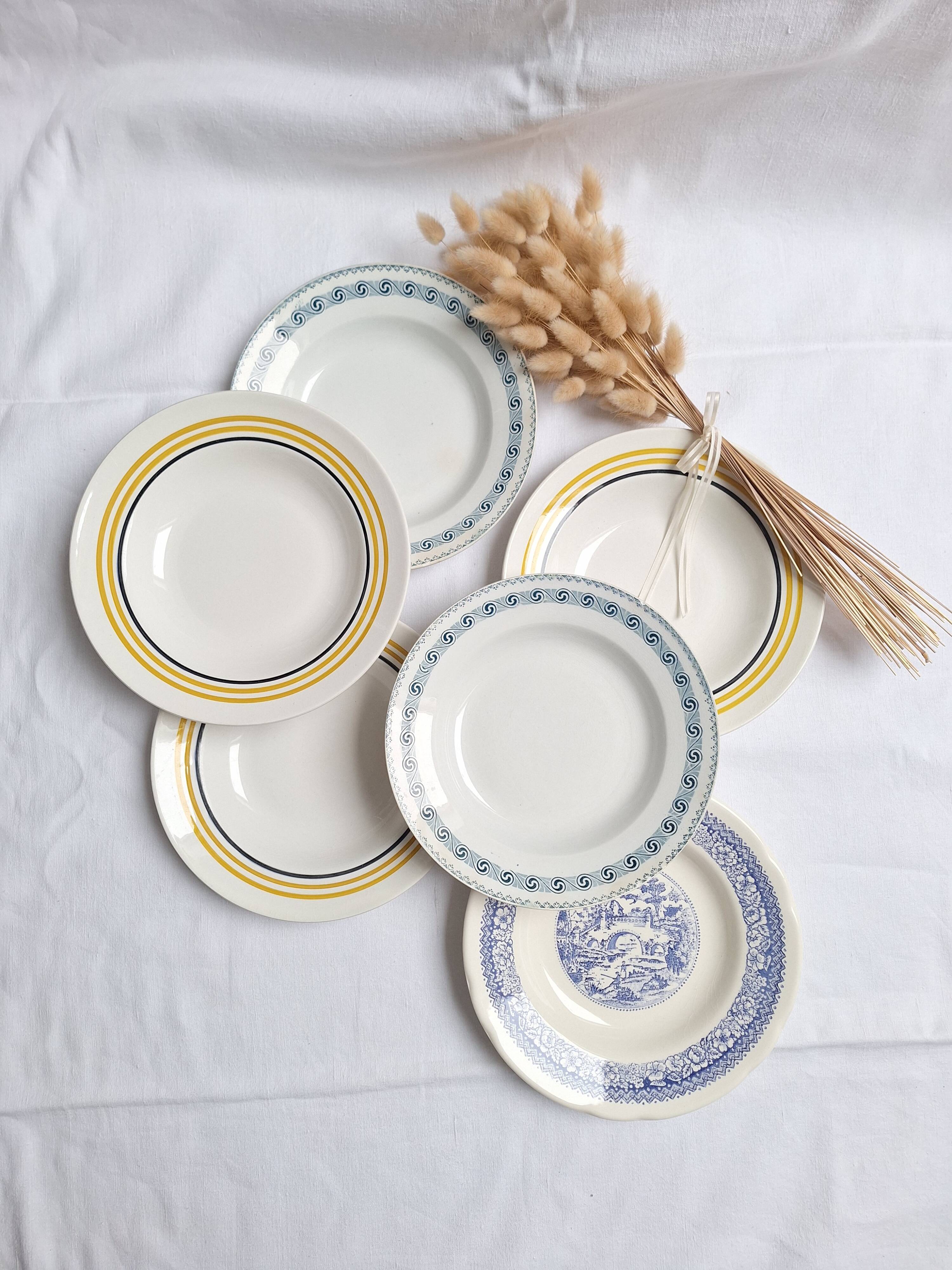St Amand and Moulin des Loups soup plates
