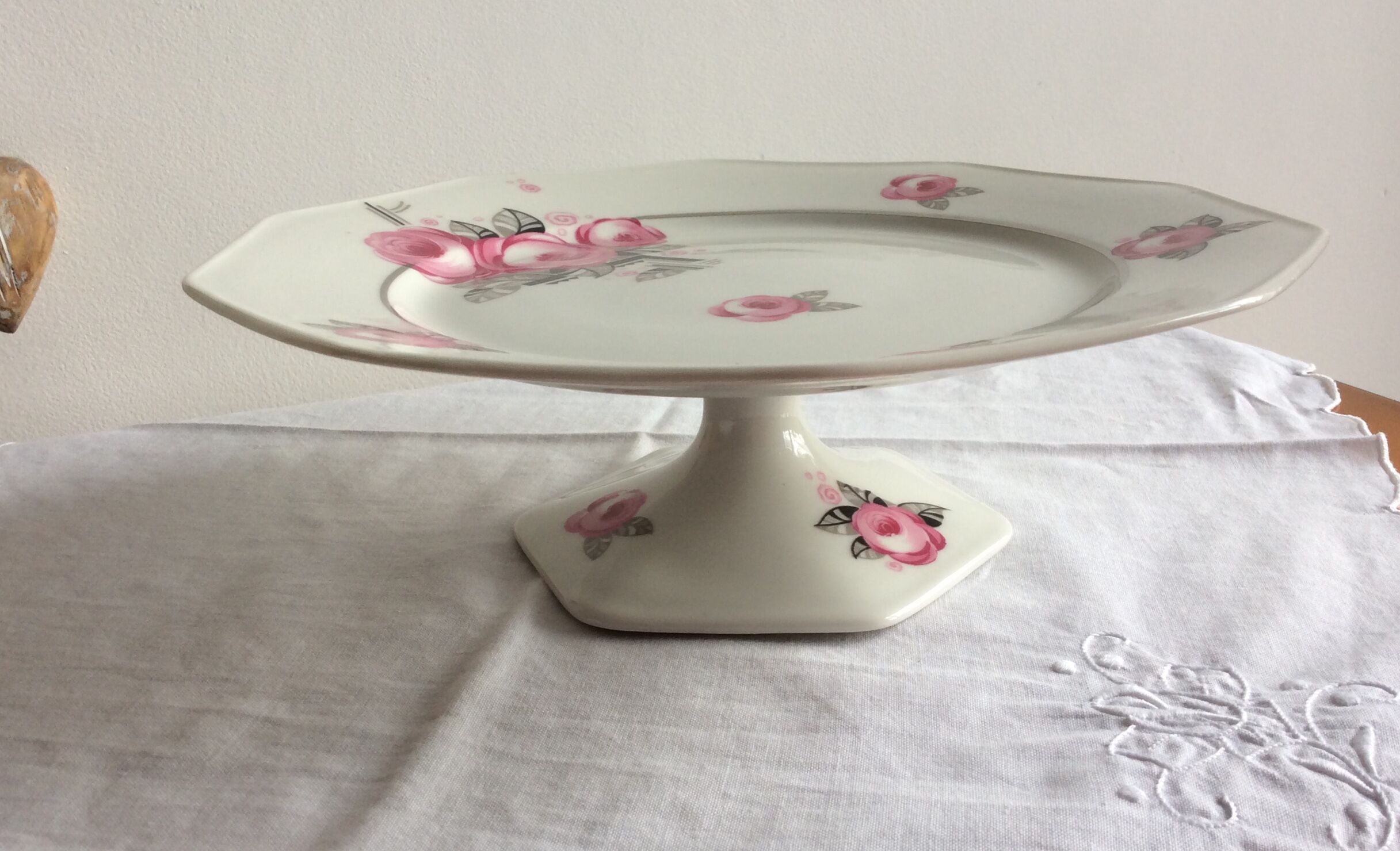 Servant dish on porcelain pedestal Limoges MC