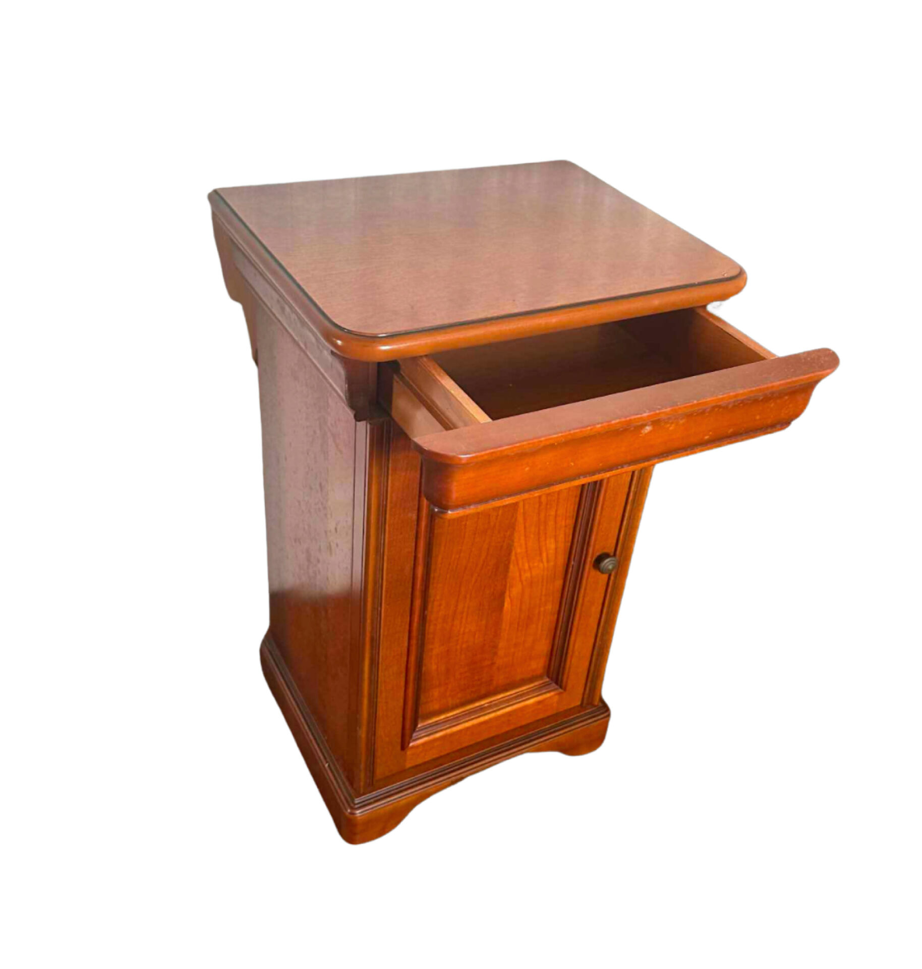 Pair of vintage bedside tables in cherry wood