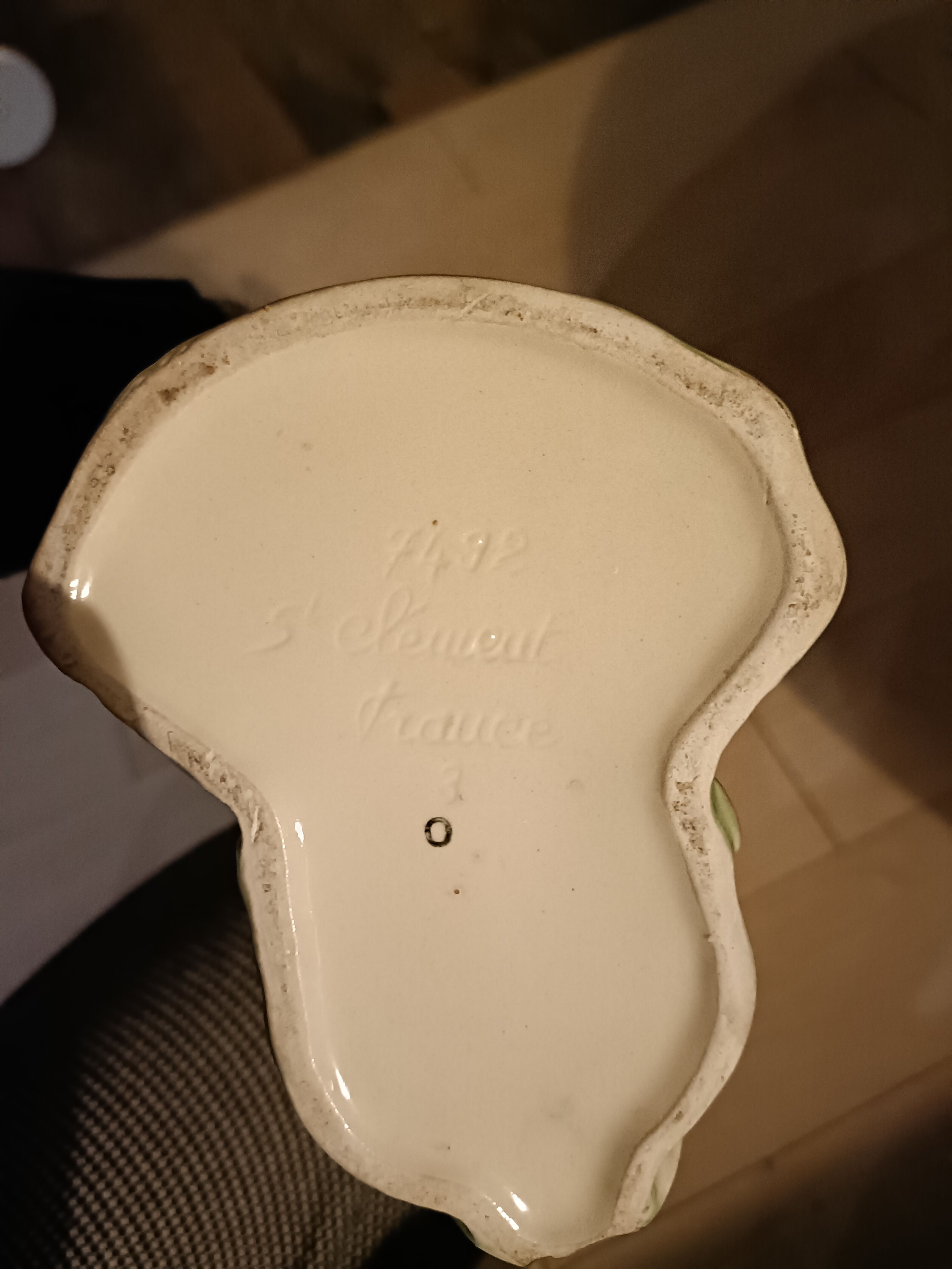 Duck slip signed Saint Clement, earthenware pitcher France