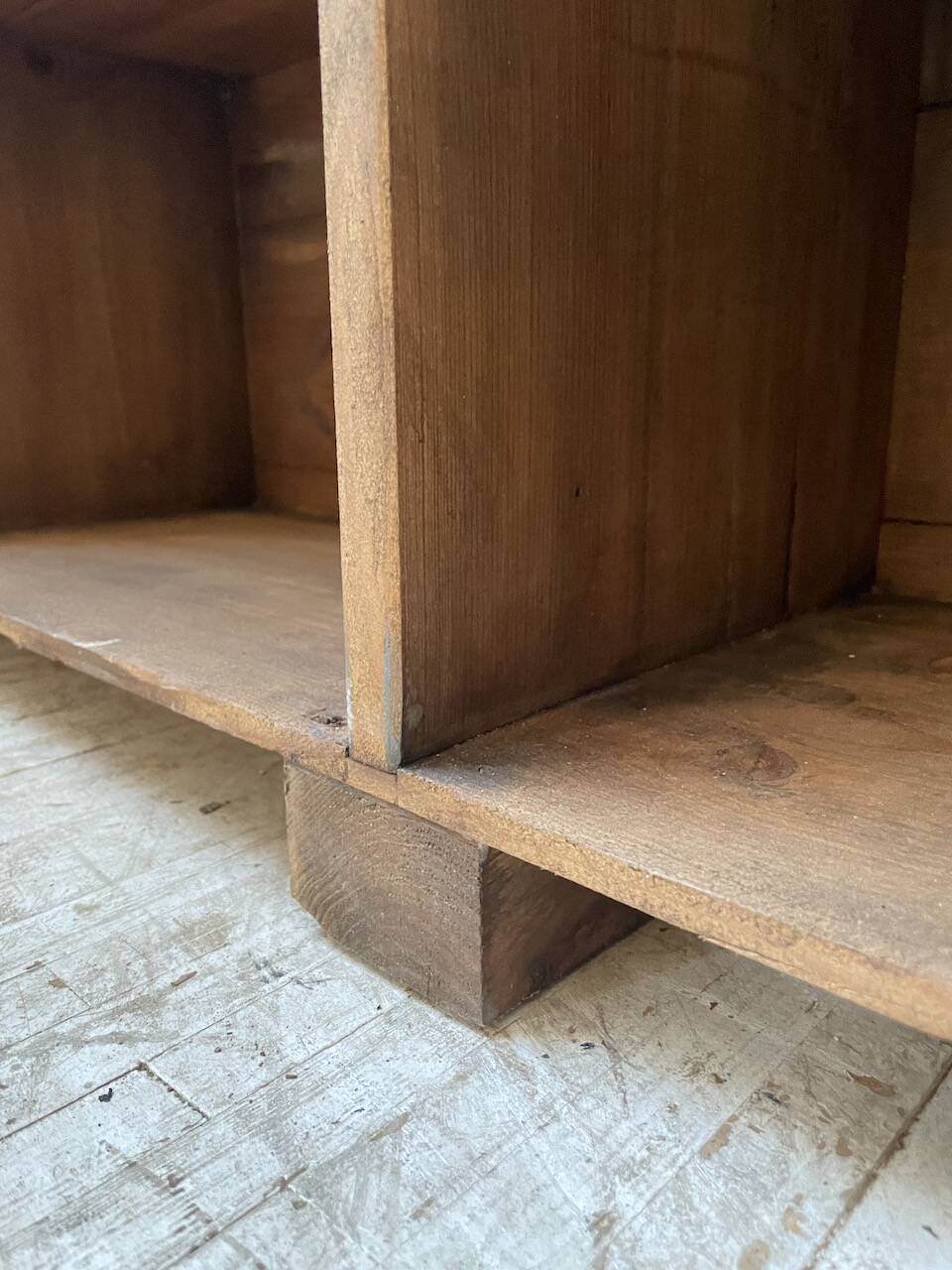 Trade furniture with boxes