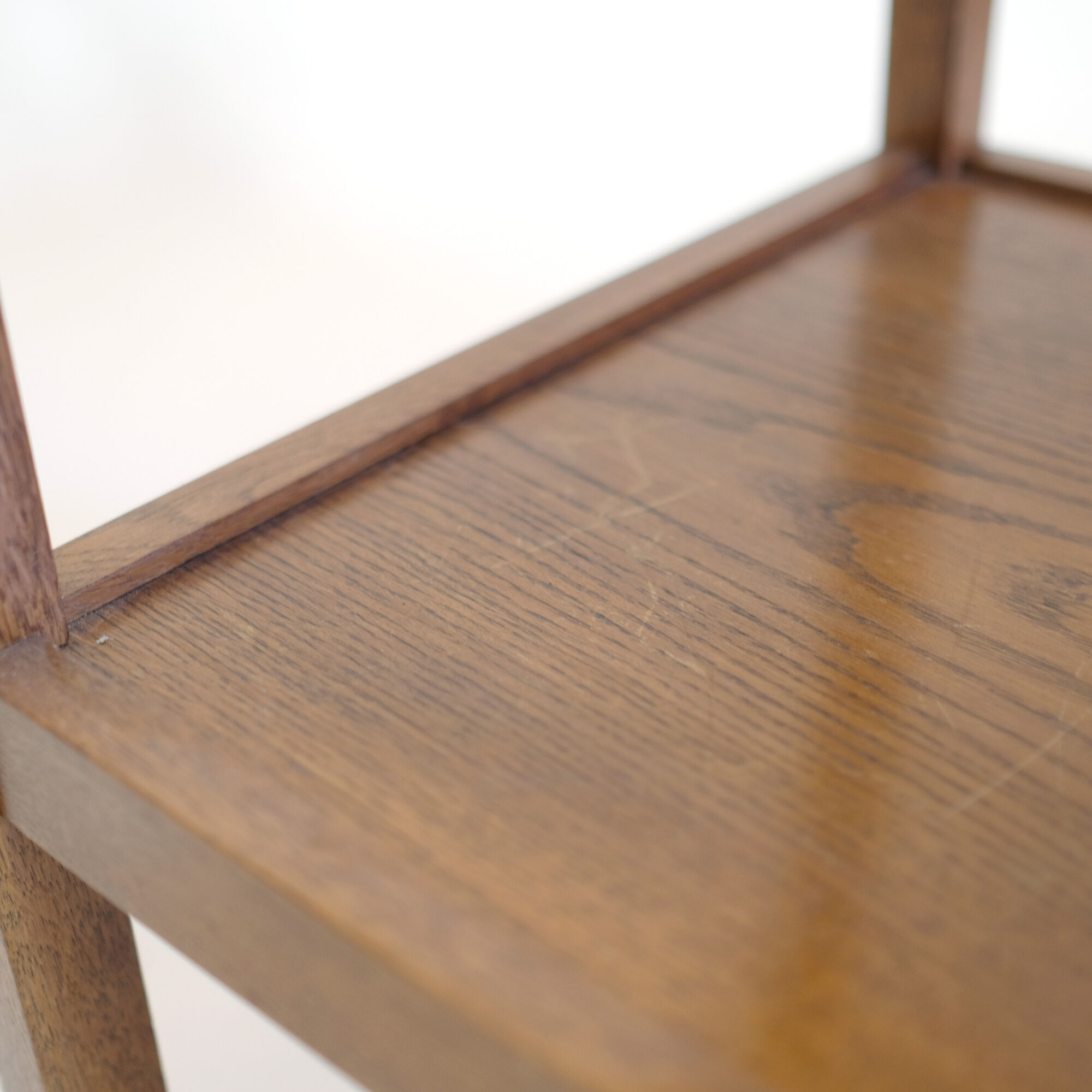 Light wood service and removable top from the 60s and 70s.