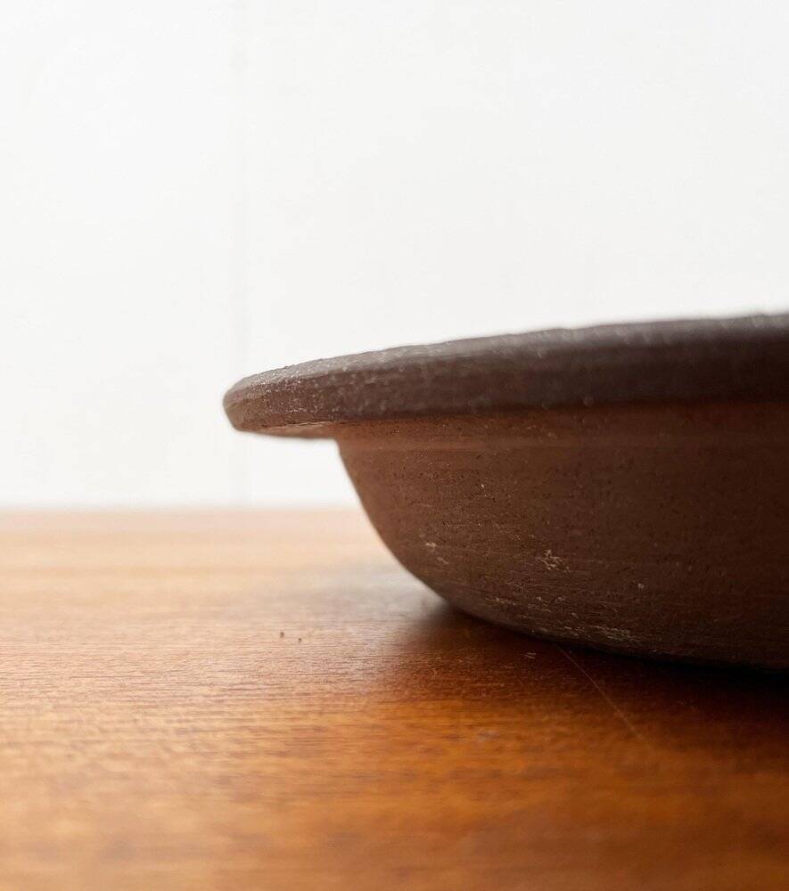 Coupelle de poterie d'atelier danois du milieu du siècle par B.J. Keramik, années 1960