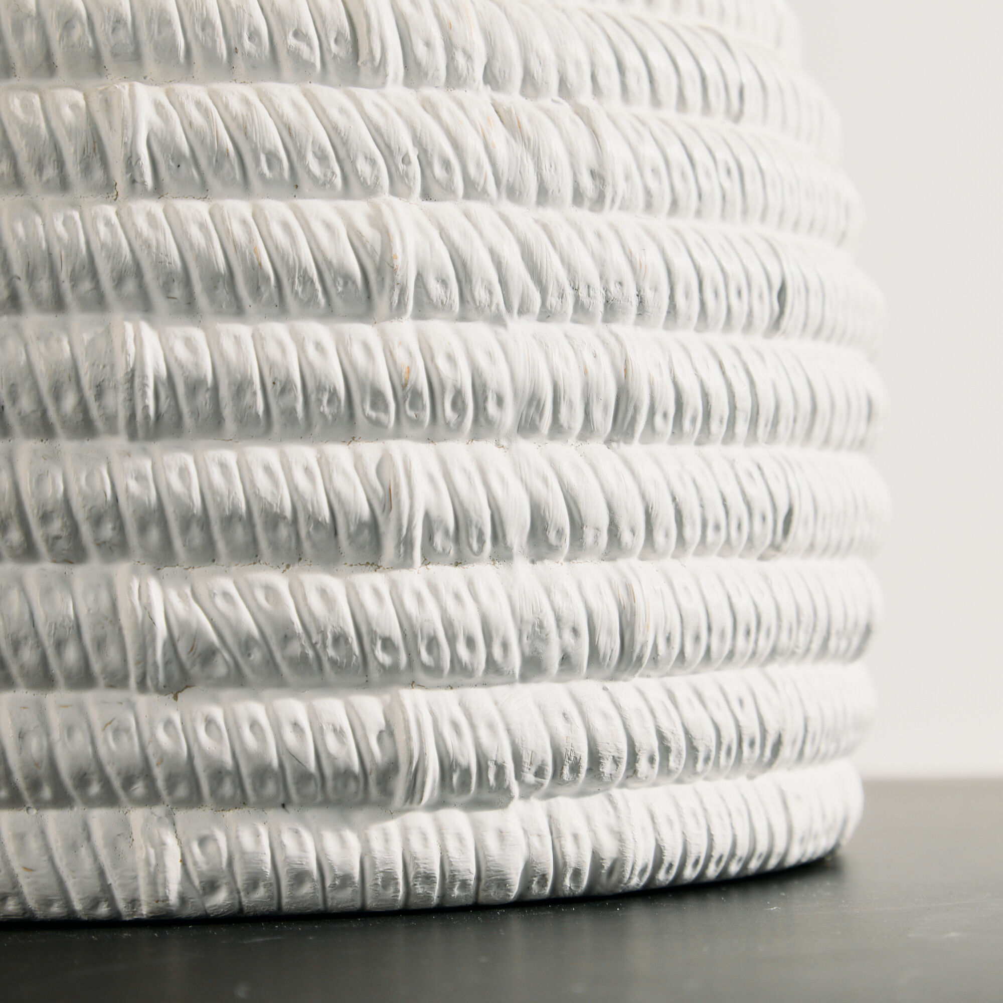 Ceramic table lamp