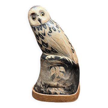 Owl sculpture