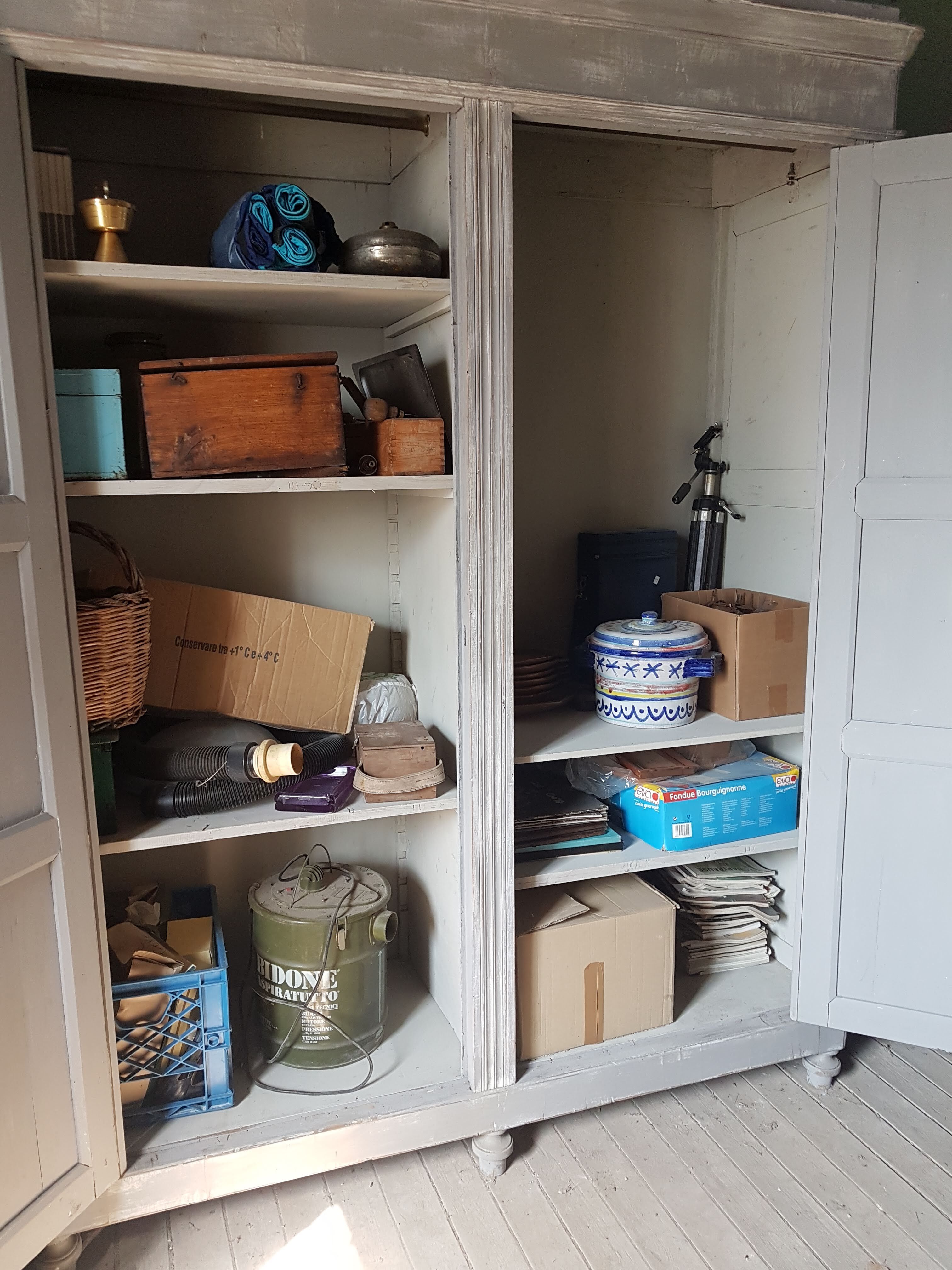 2-door wooden cabinet