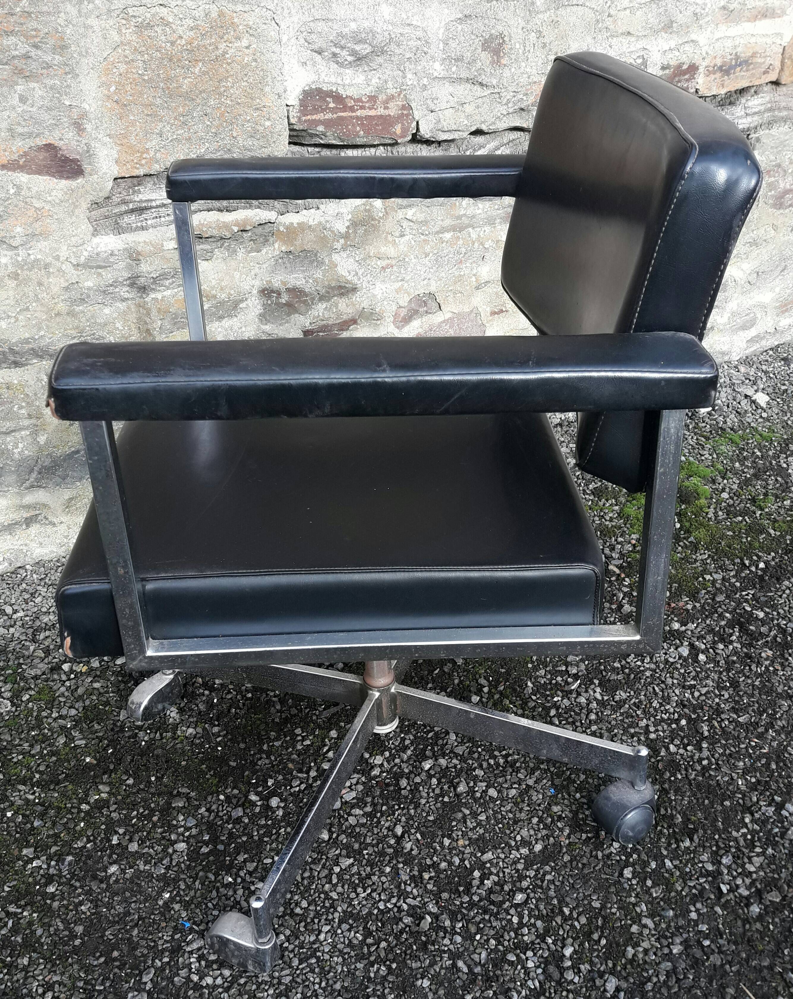 OEM Strafor 60s office chair in leatherette and chrome metal