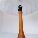 Mid-century table lamp in solid teak by Lisbeth Brams, Denmark, 1960s.