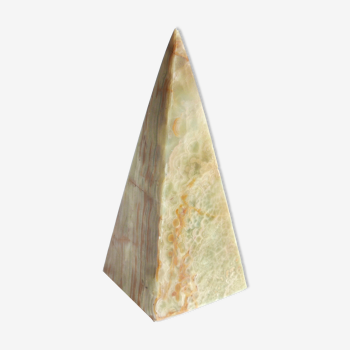 Onyx pyramid, 70s