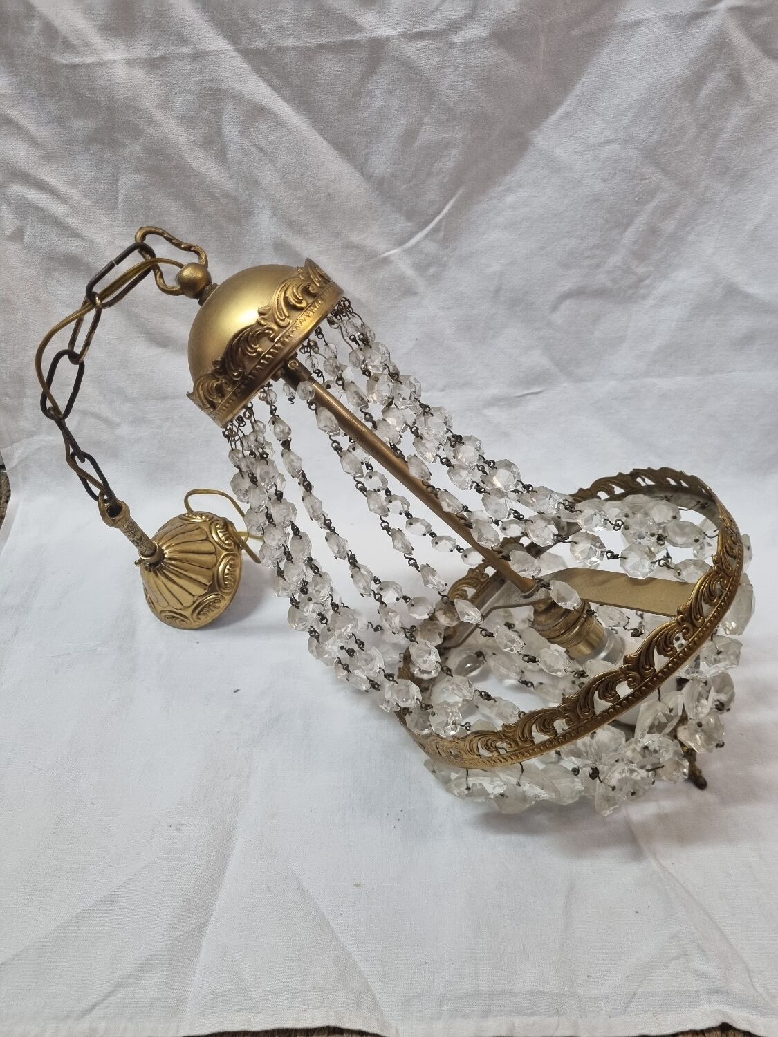 Balloon chandelier with tassels