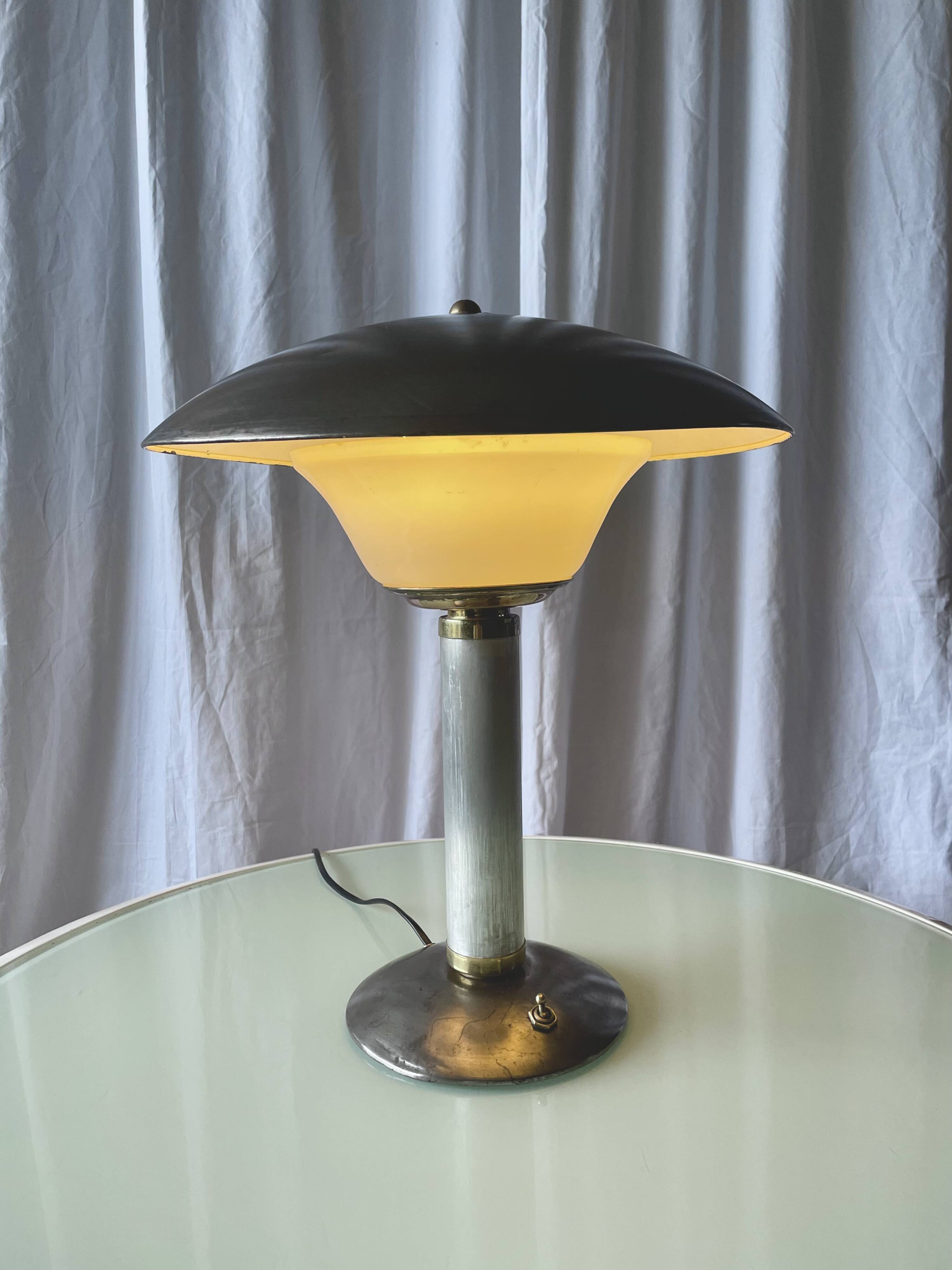 Art Deco modernist lamp Jumo 350