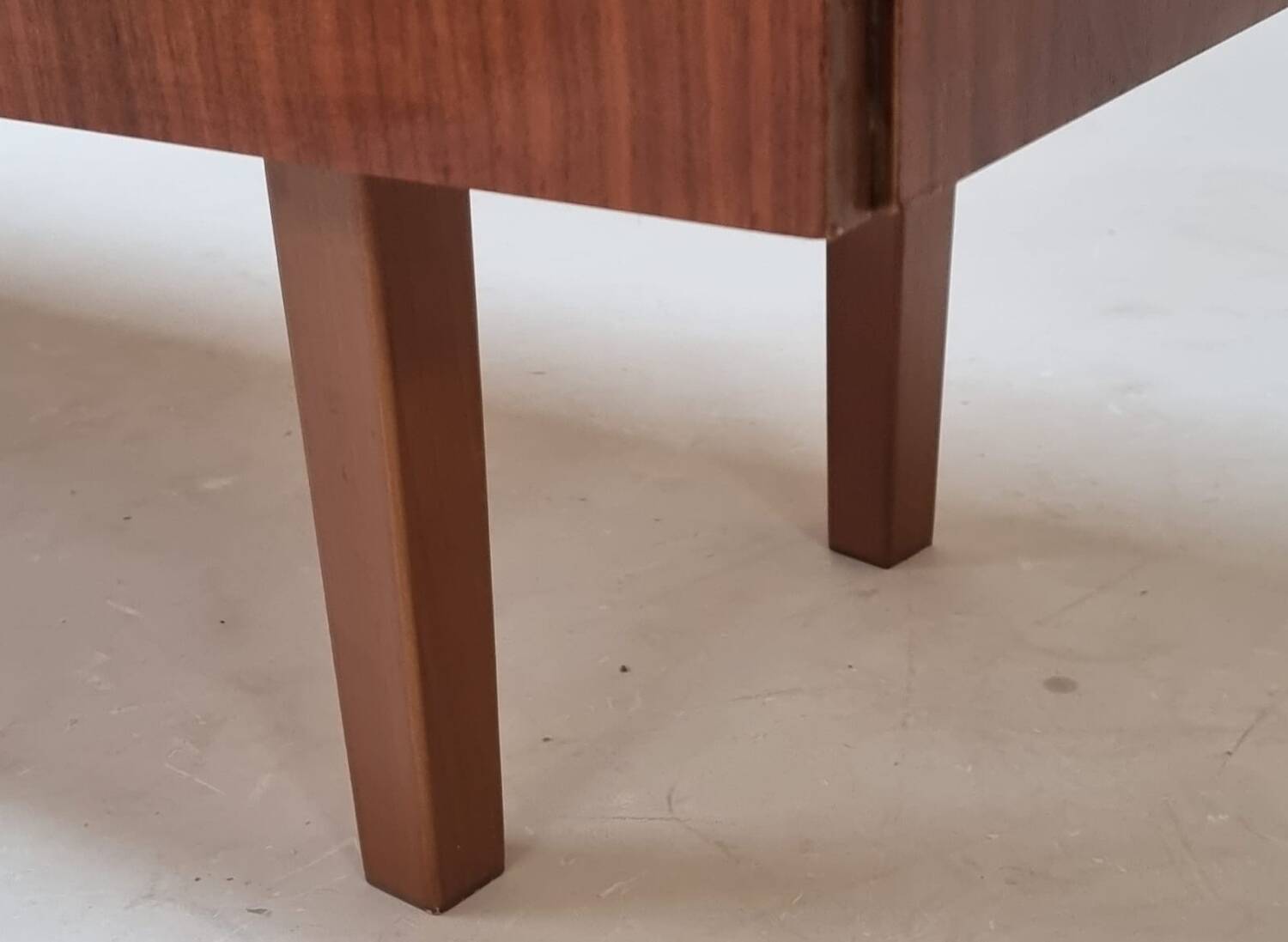 Buffet du milieu du siècle