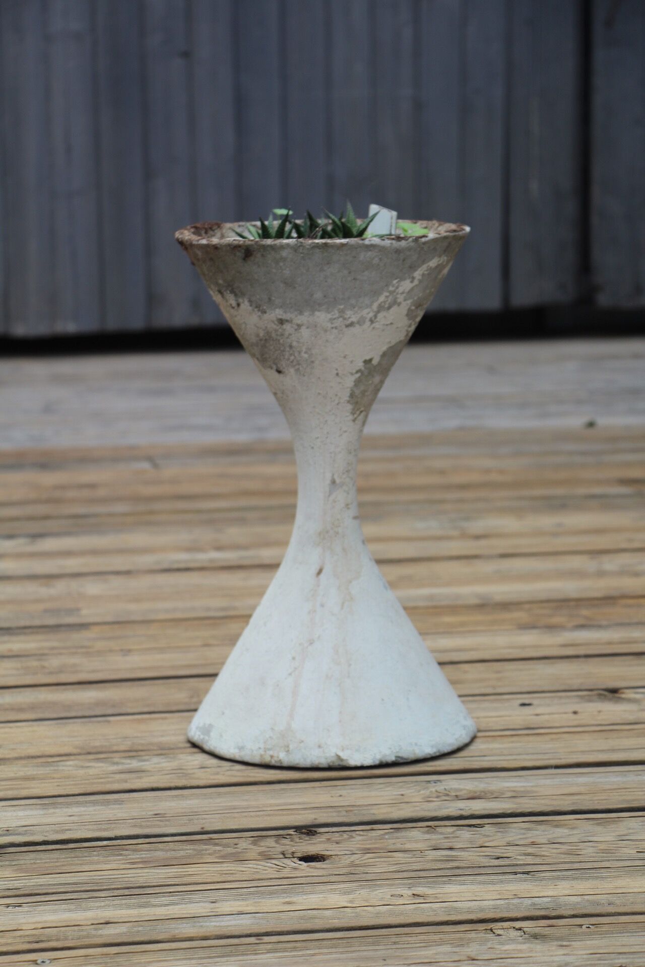 Diabolo gardener design Anton Bee et Willy Guhl