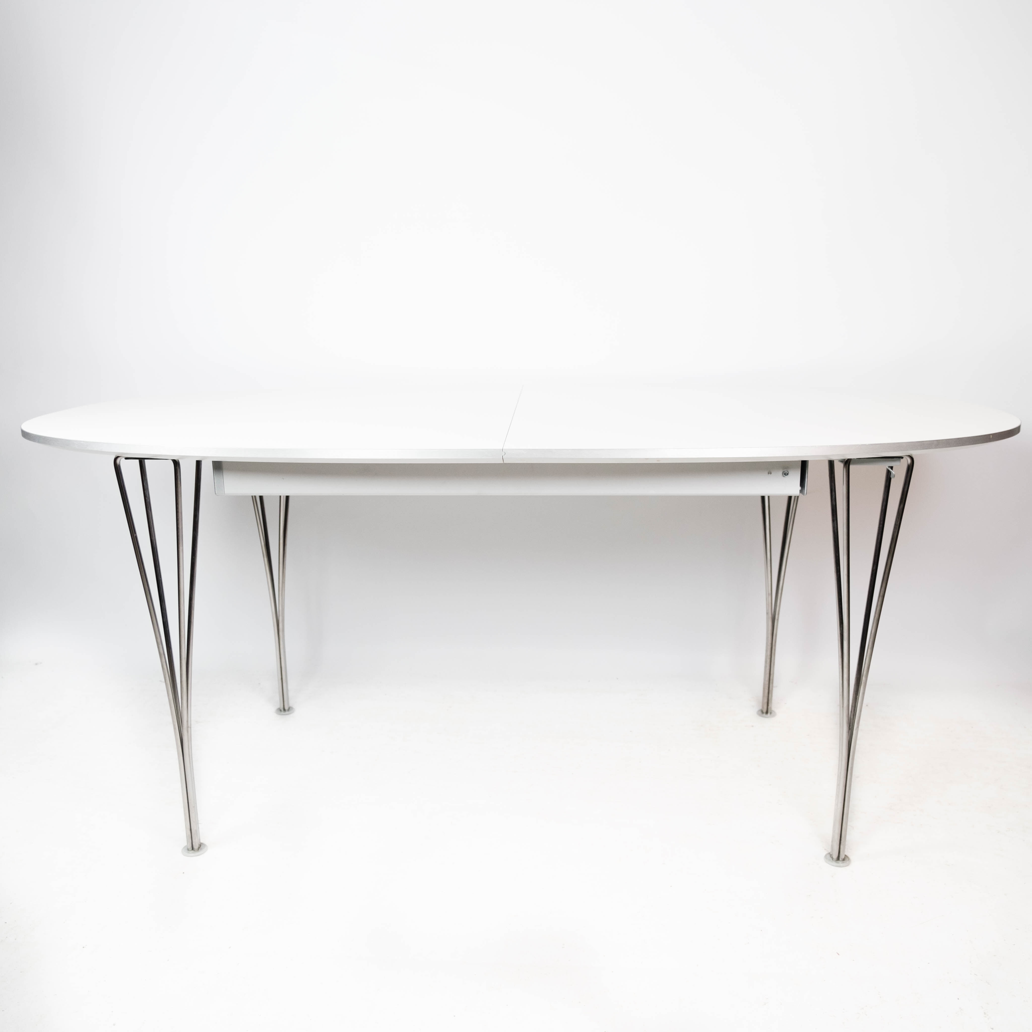 Table à manger super ellipse avec stratifié blanc par Piet Hein et Arne Jacobsen