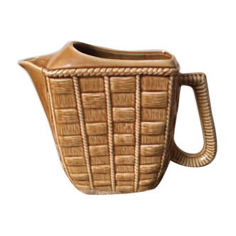 Rectangular pitcher in caramel-colored porcelain