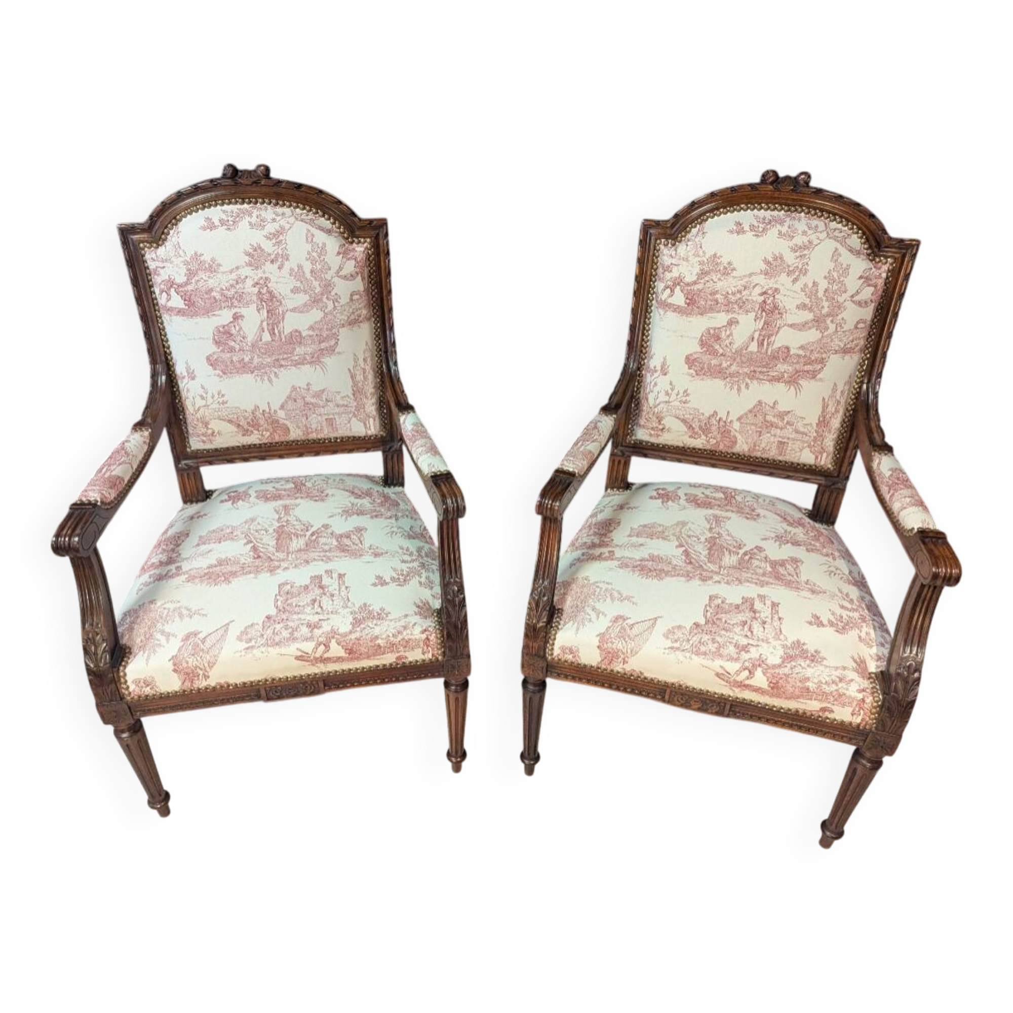 Paire de fauteuils Louis XVI en noyer, tissu toile de Jouy