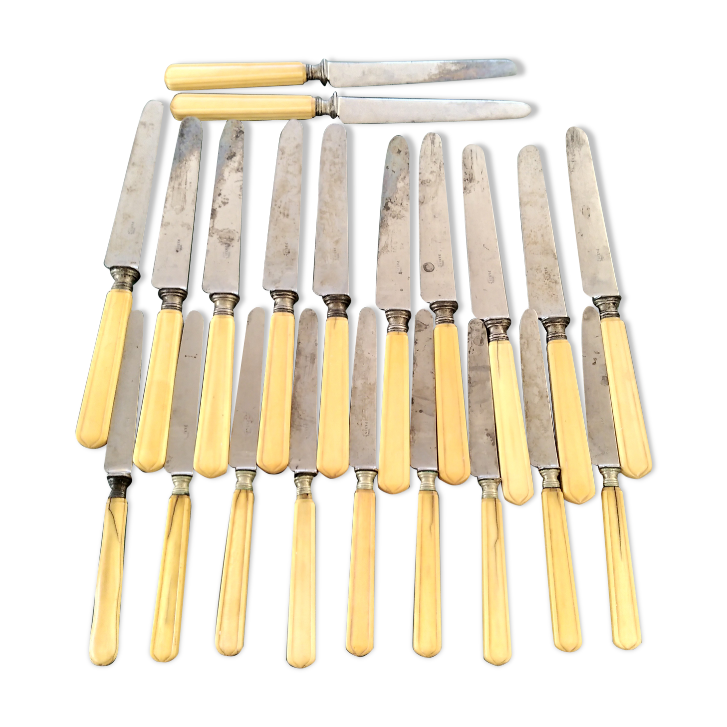 Bakelite knives 1940