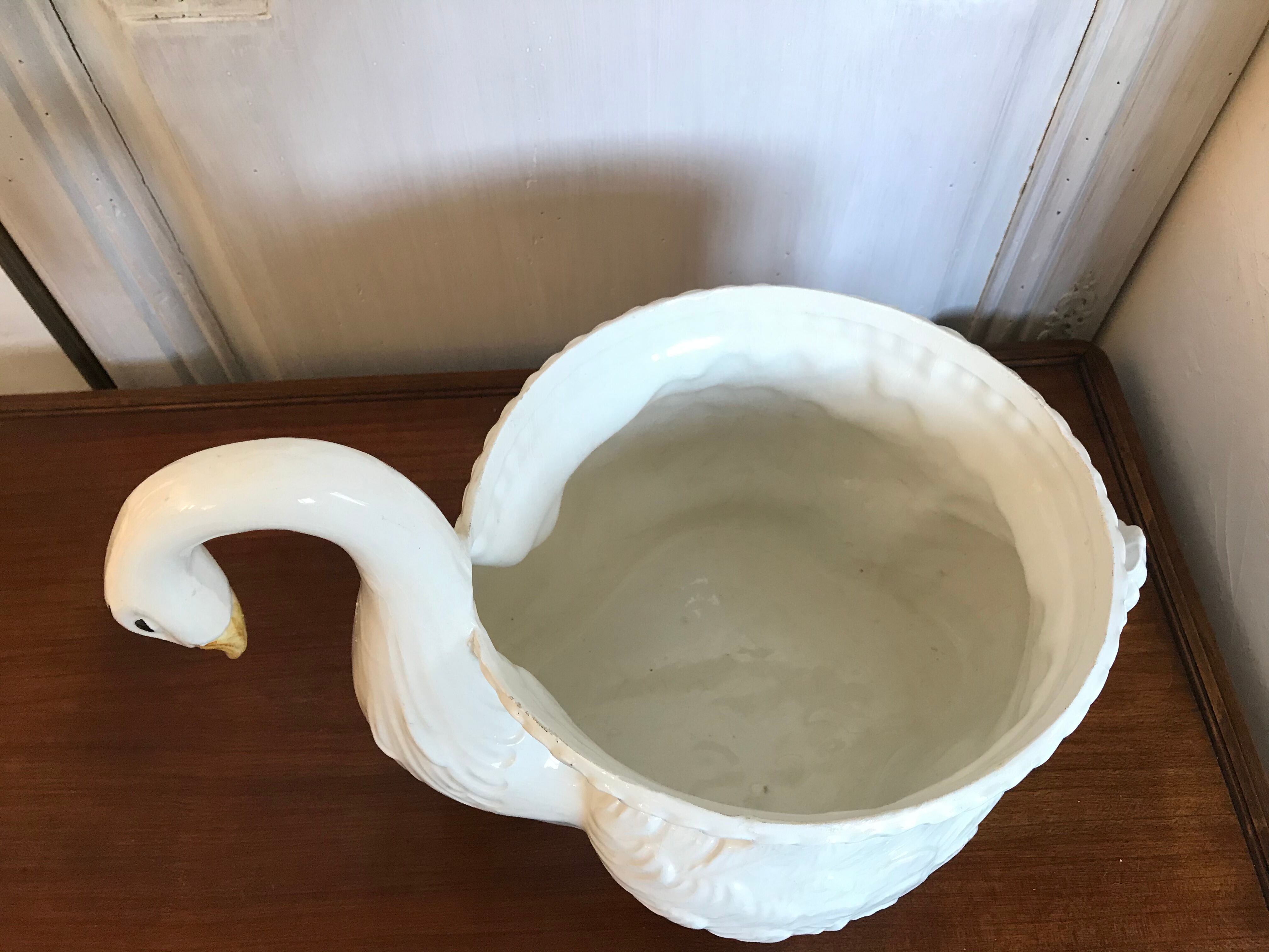 60s swan pot cover