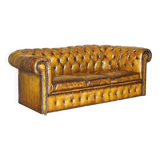 Vintage Chesterfield leather sofa bed, fully restored, circa 1940.