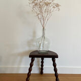 Ball foot tripod stool