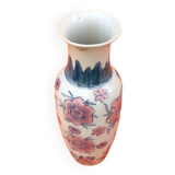 Baluster vase Asian polychrome porcelain with floral decoration of Lotus flowers