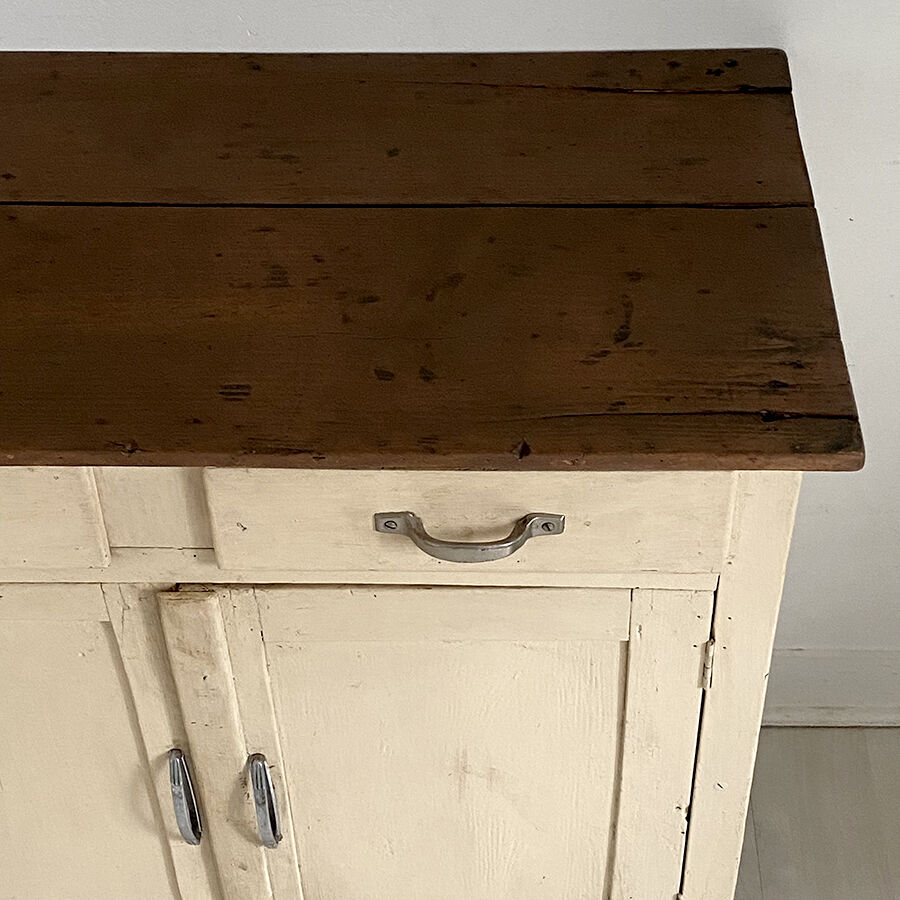 Vintage parisian buffet 50