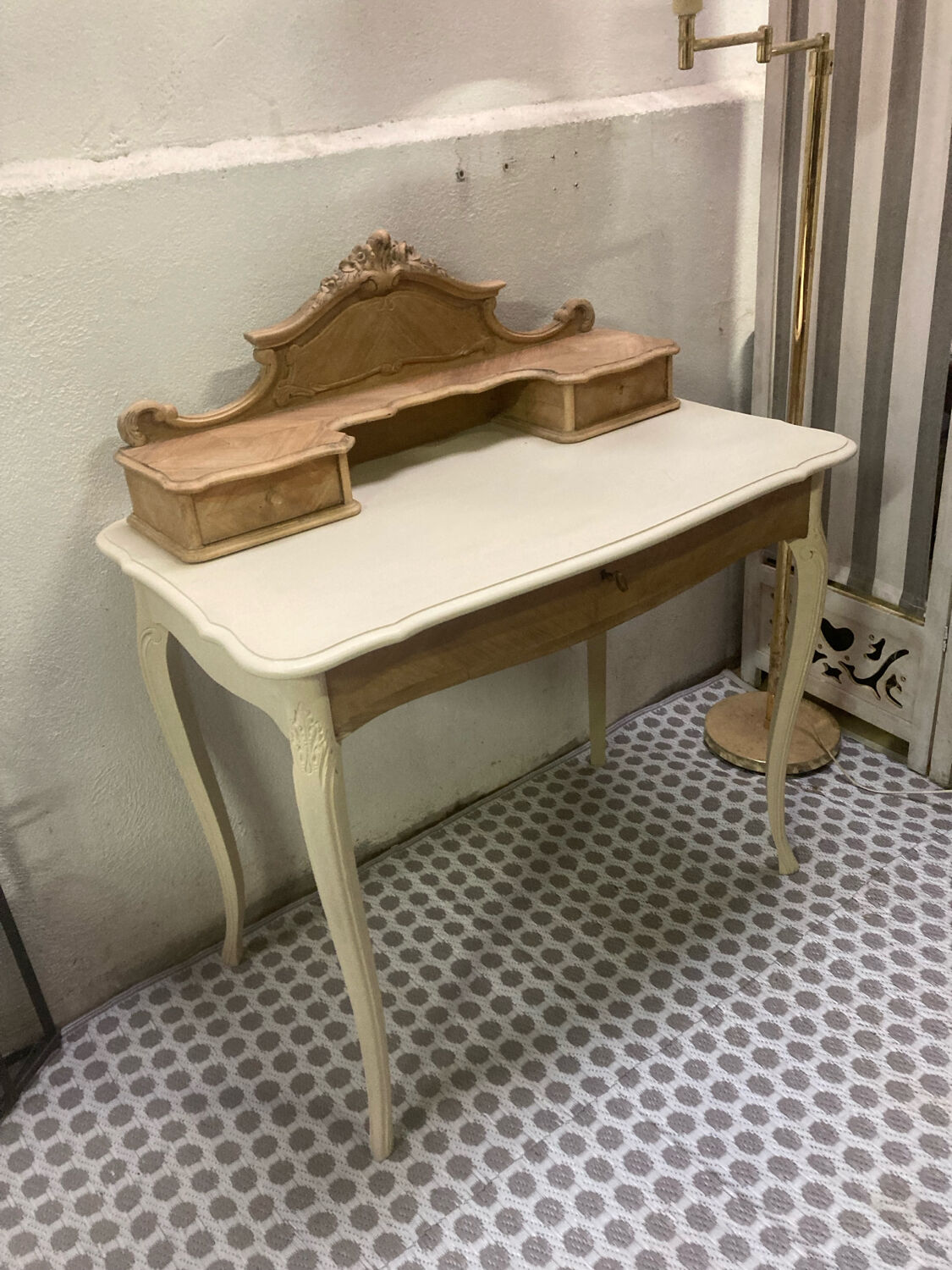 Louis XV style desk