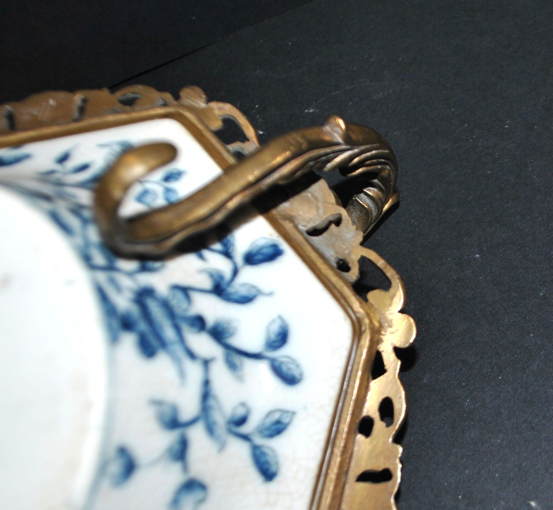 Blue Chinese floral porcelain coupe on a bronze base table centrepiece.
