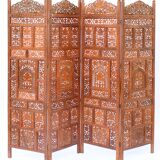 Indian screen with 4 leaves in teak wood with rich openwork decoration of grape leaves
