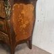 Commode de style Louis XV marquetées toutes faces XX siècle