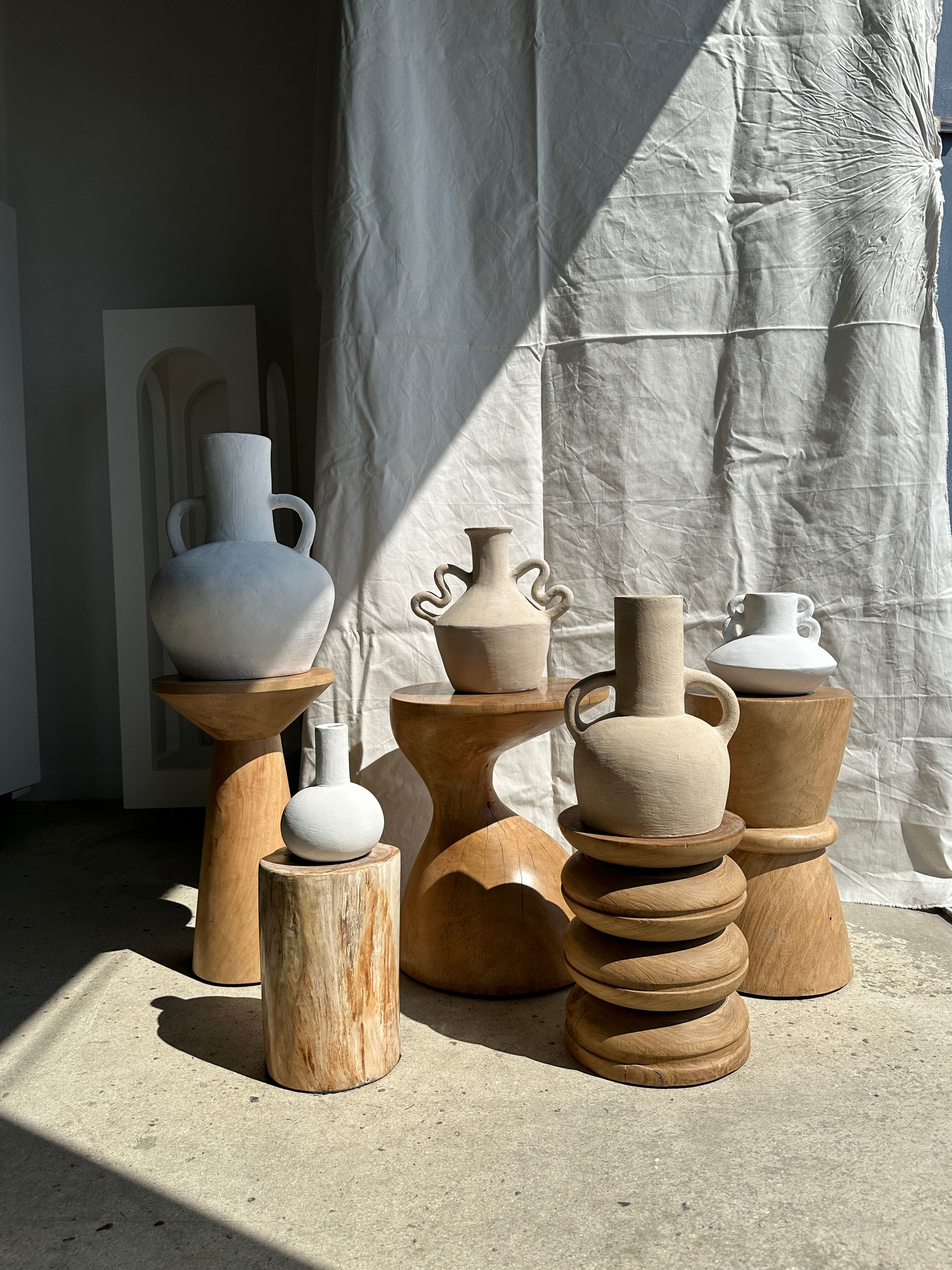 Handcrafted terracotta vase painted white with double handles h:40 d:30