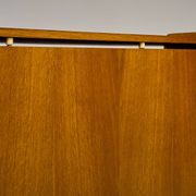 Armoire à literie vintage des années 1960, Tchécoslovaquie