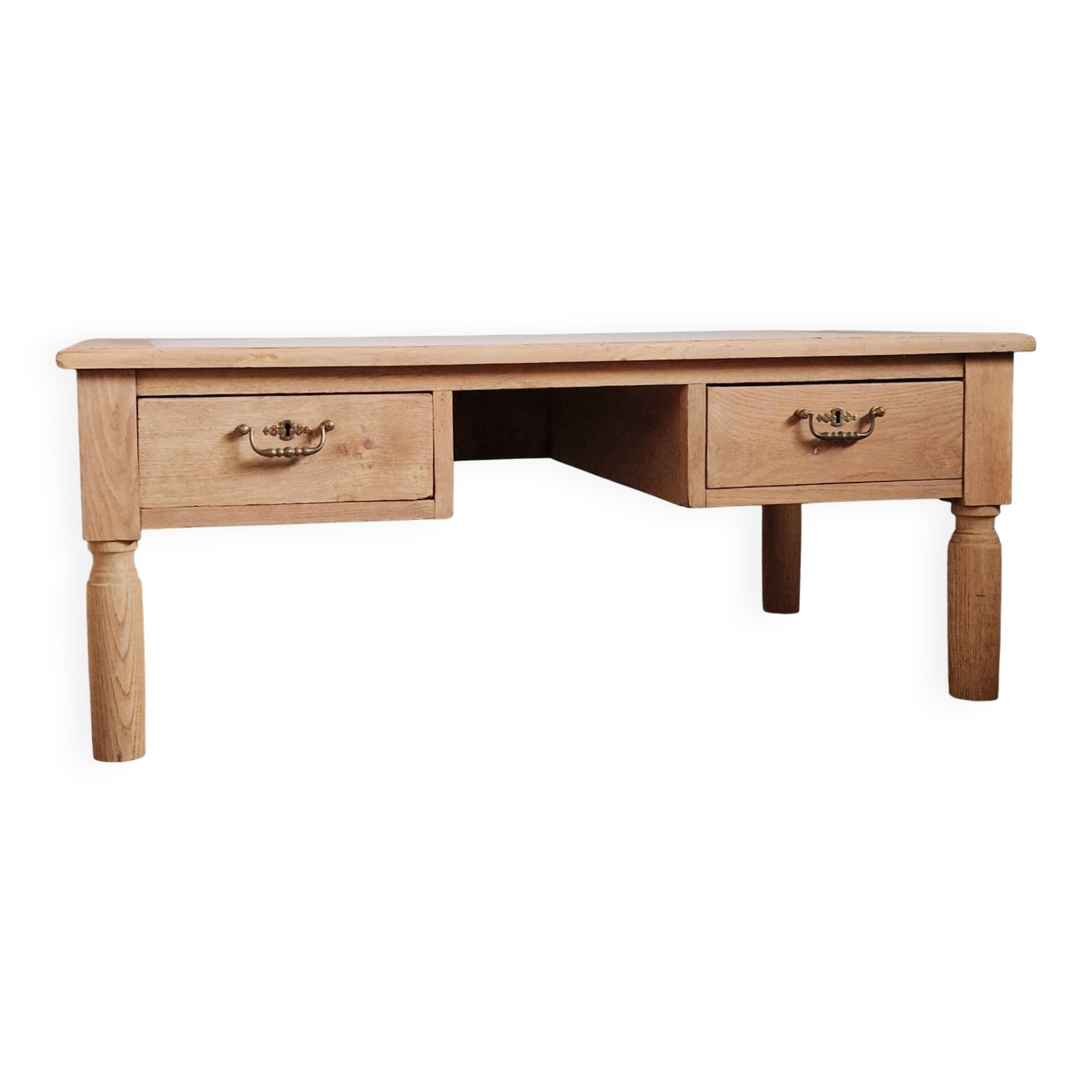 Beautiful oak coffee table