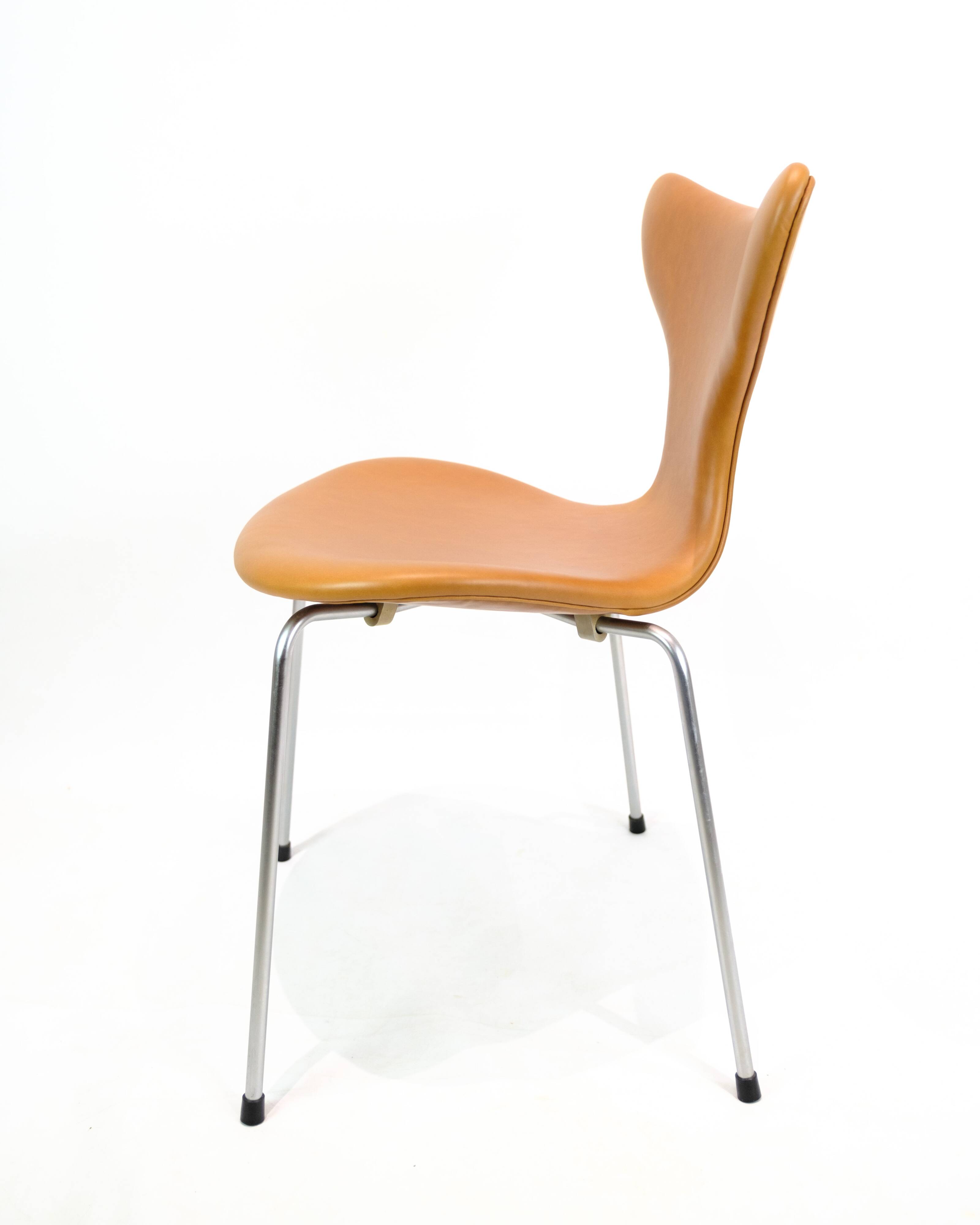 Set Of 4 Dining Chairs Model 3108 Lily/Seagull Made In Cognac Elegance Leather By Arne Jacobsen