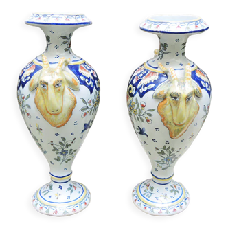 2 anciens vases style vieux rouen