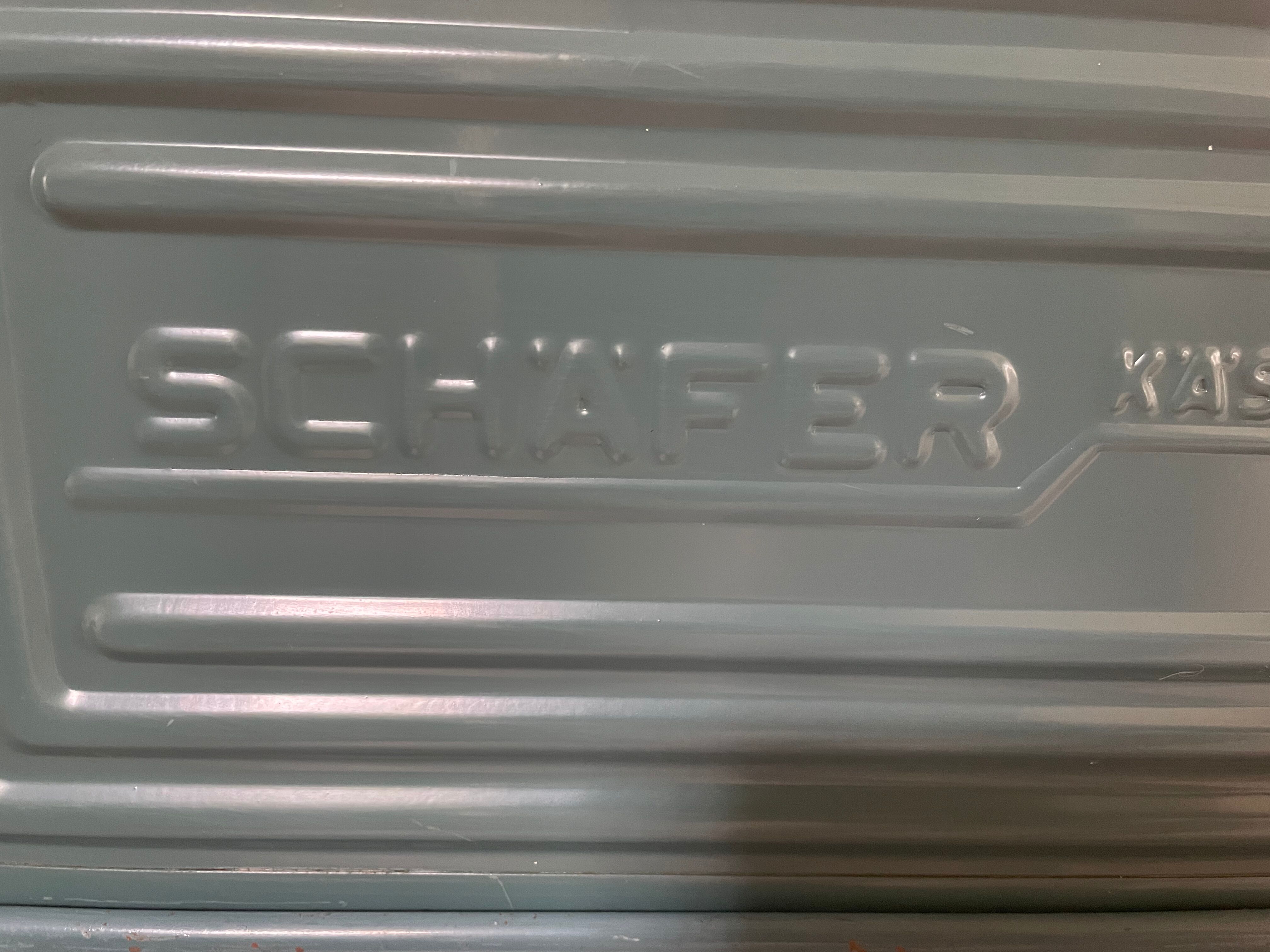 Schäfer metal claw lockers