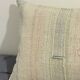 Coussin en toile ancienne style Kilim