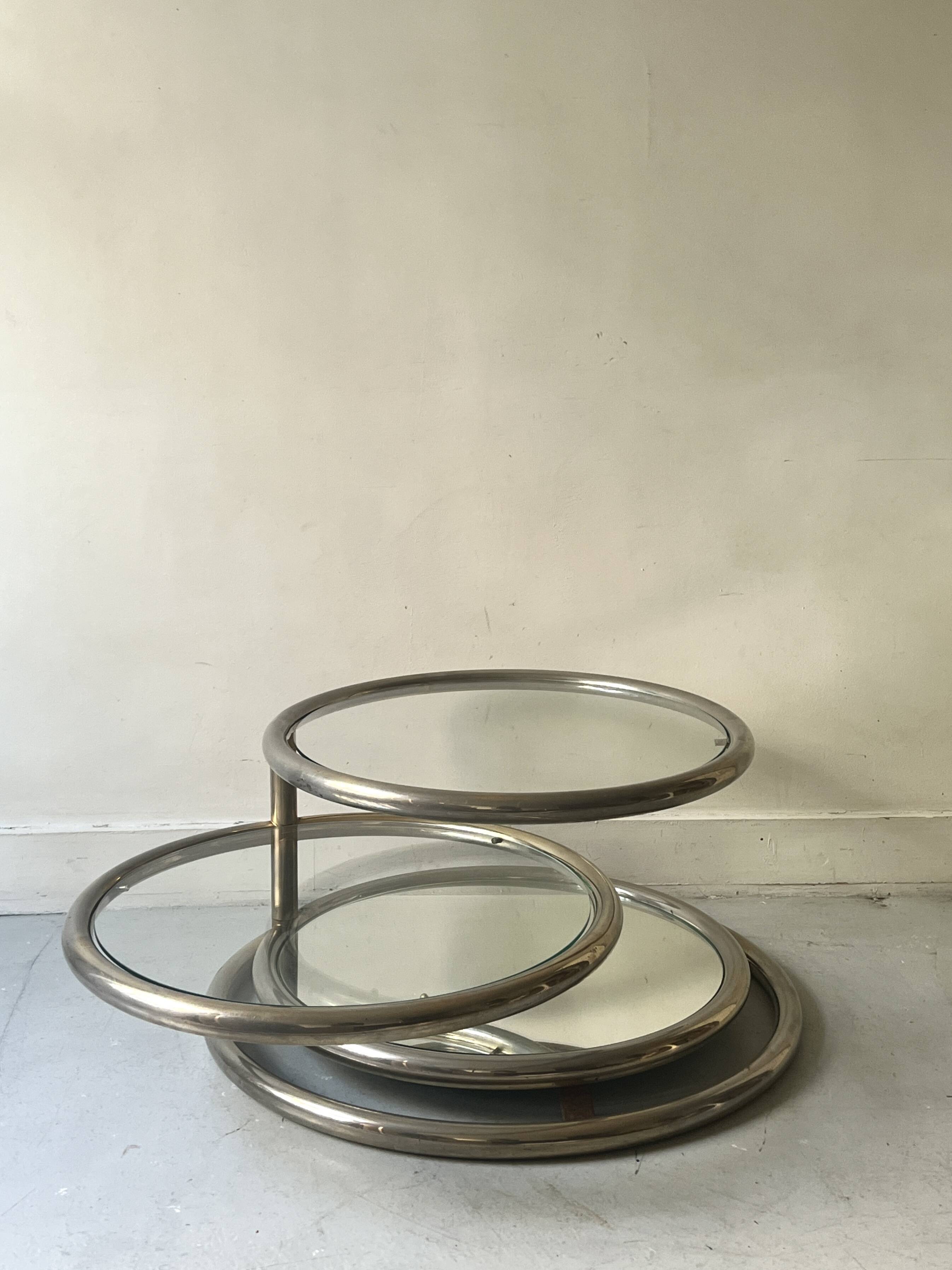 Removable coffee table in chrome, glass & mirror by Milo Baughman, design 1970.