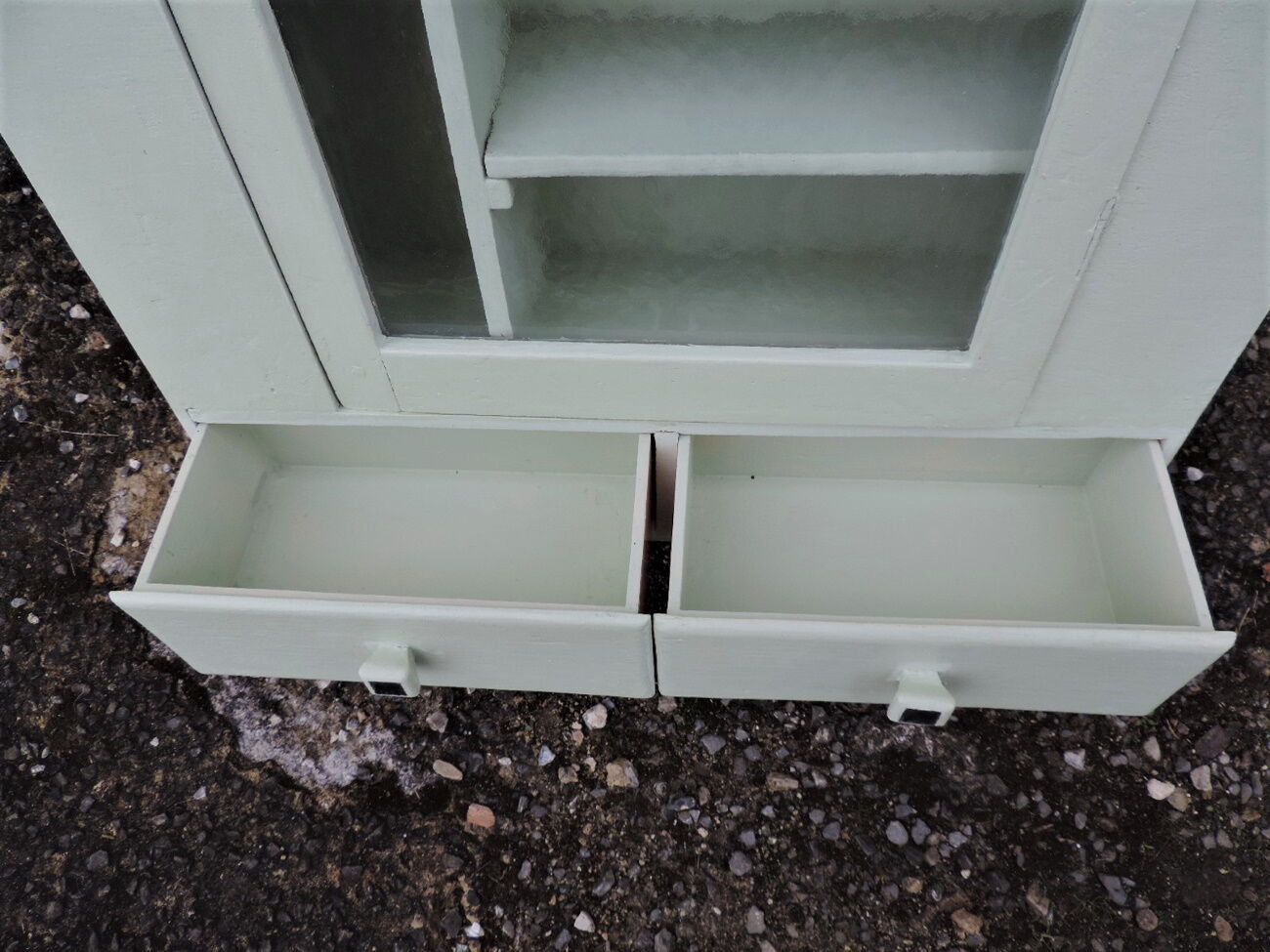 Medicine cabinet 1950