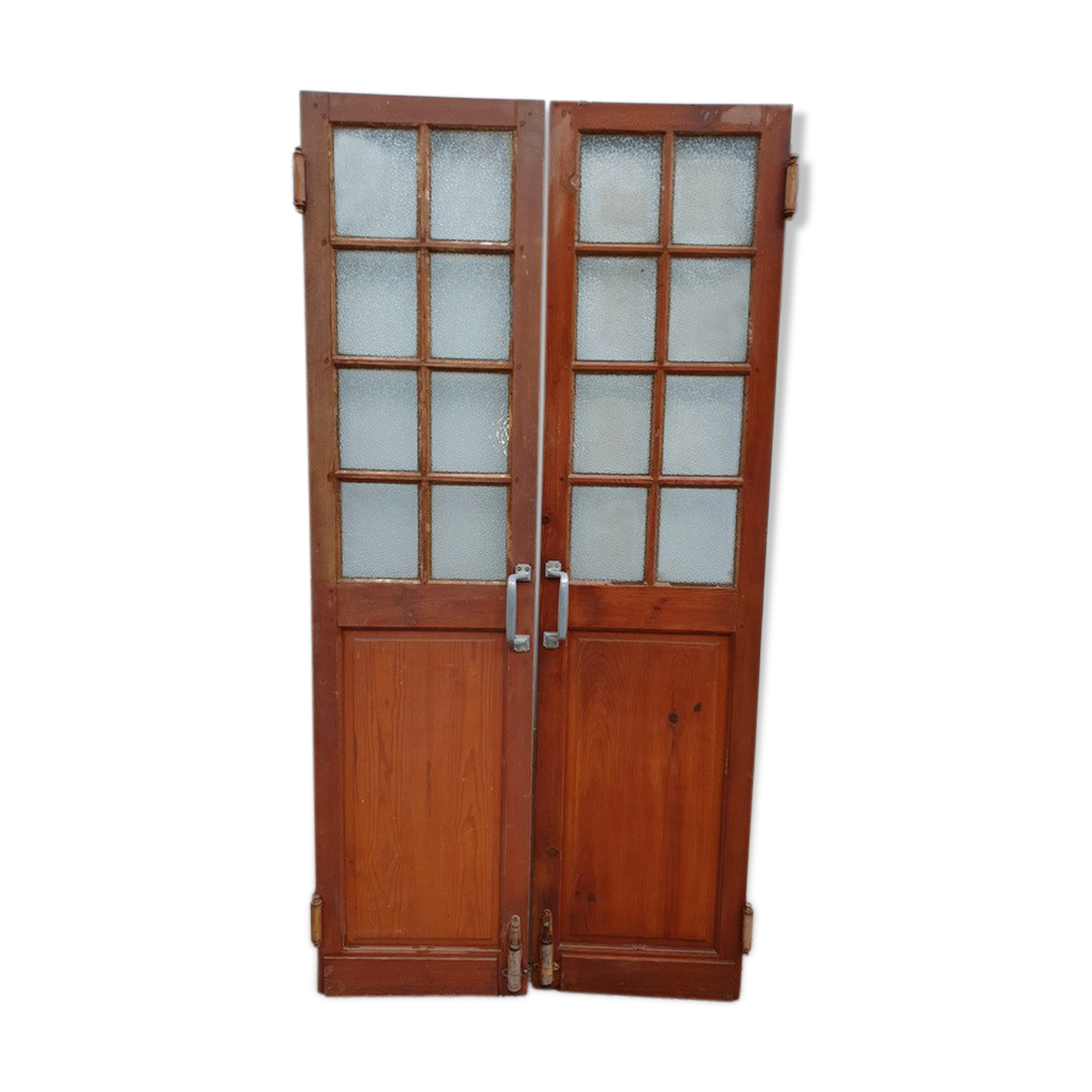 Old glass-beating doors