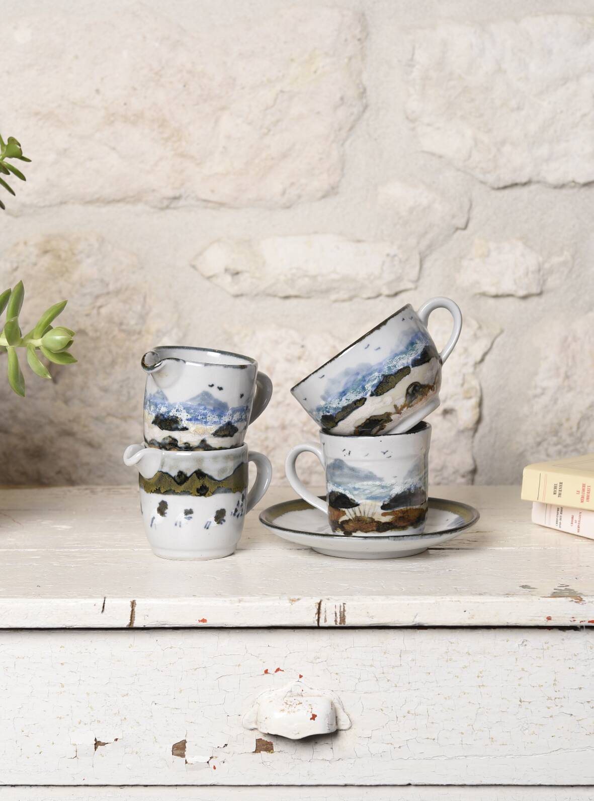 HIGHLAND STONEWARE coffee service, second hand.