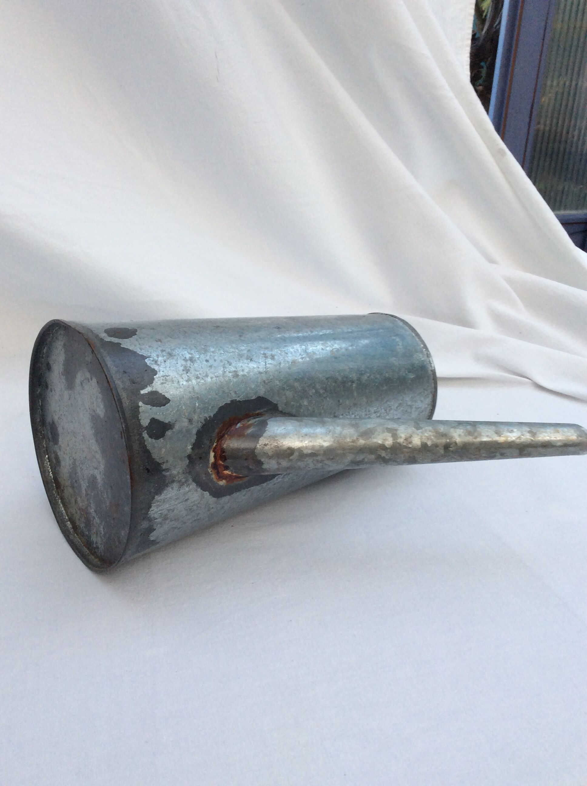 Vintage zinc broc