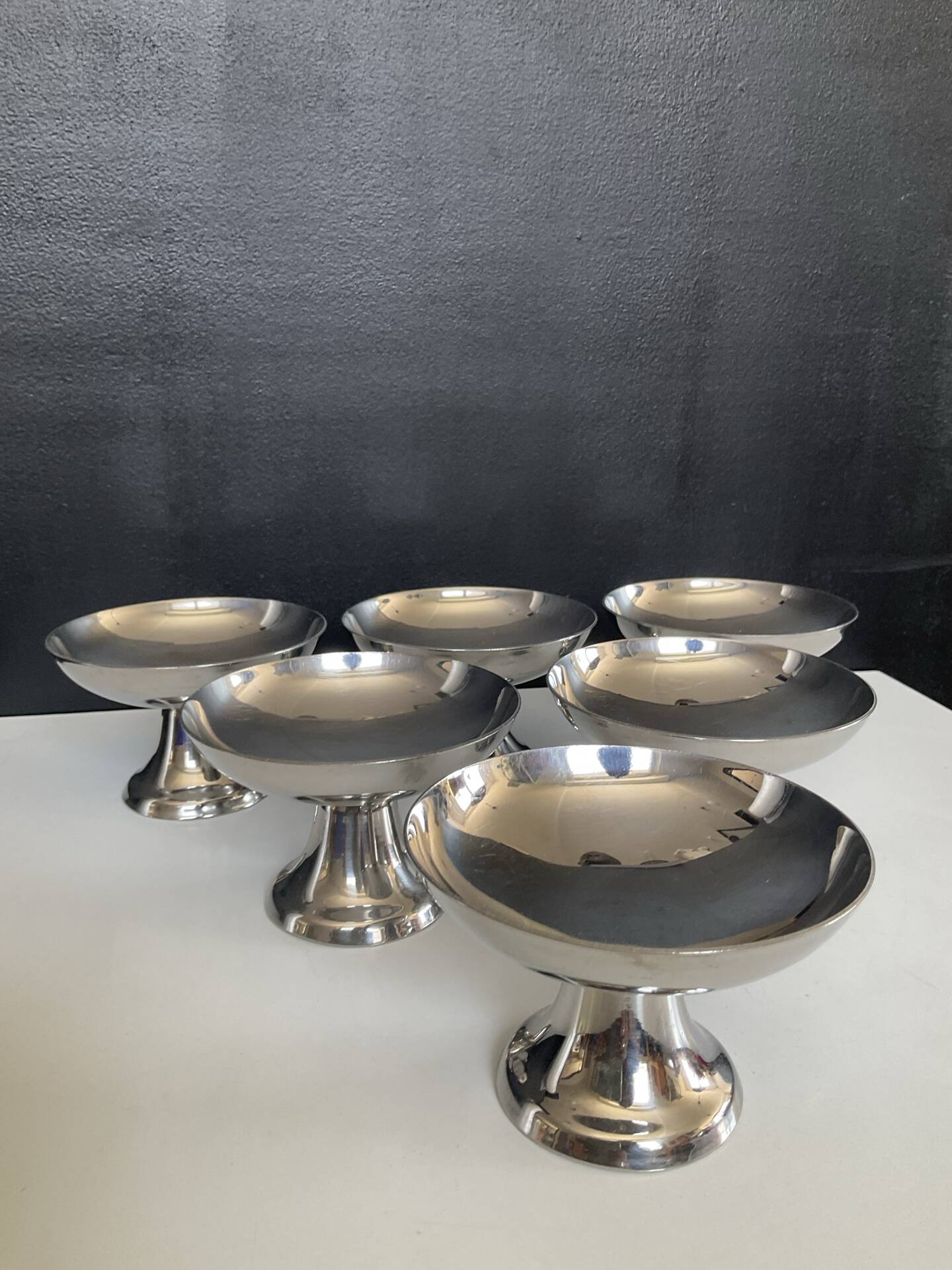 Set of 6 vintage stainless steel ice cream bowls