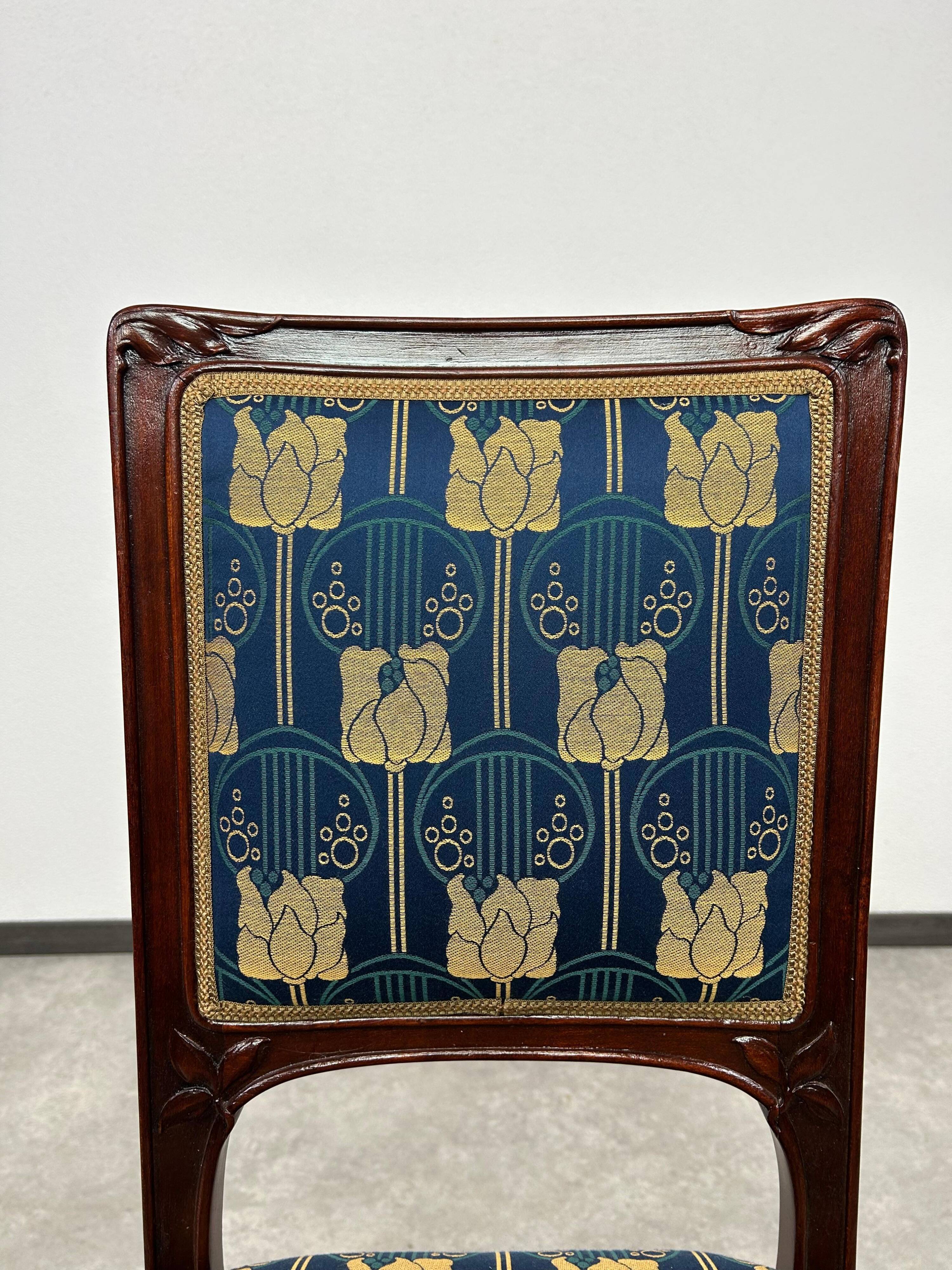 Art Nouveau chair