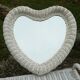 Miroir coeur en rotin blanc vintage 60-70, 47cm