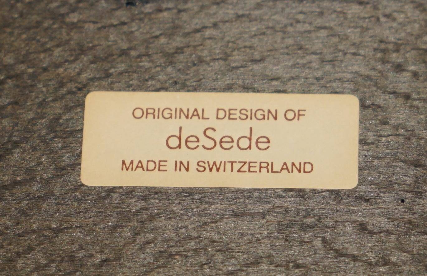 Three-seater sofa De Sede DS17 in restored leather.