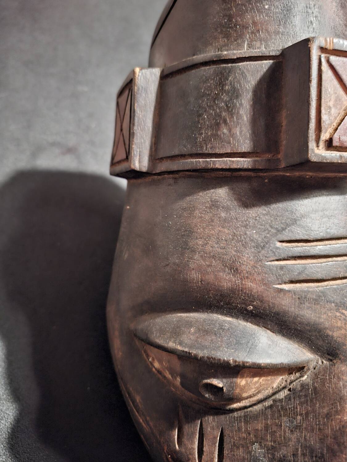 Ancien masque tribal Luba RDC